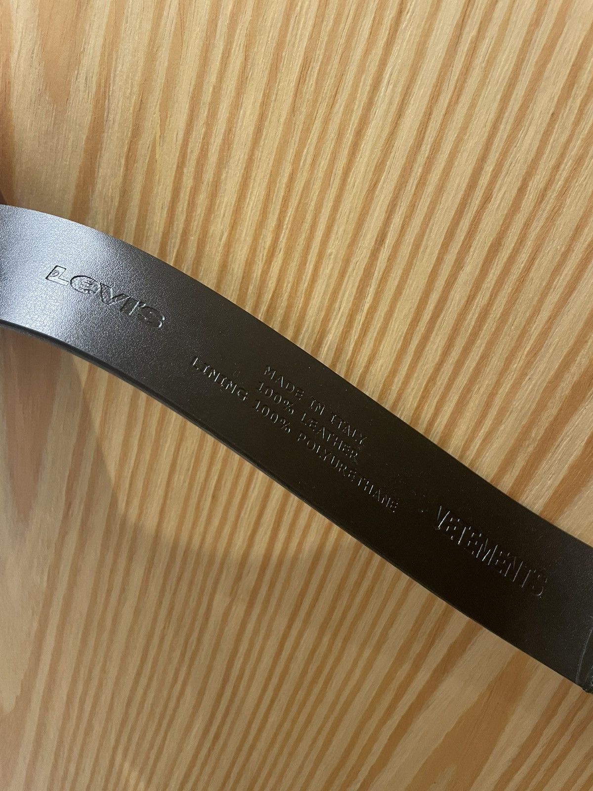 Vetements NWT GRAIL DEMNA LEVI'S x VETEMENTS LEATHER EXTRA LONG BELT Size ONE SIZE - 13 Thumbnail