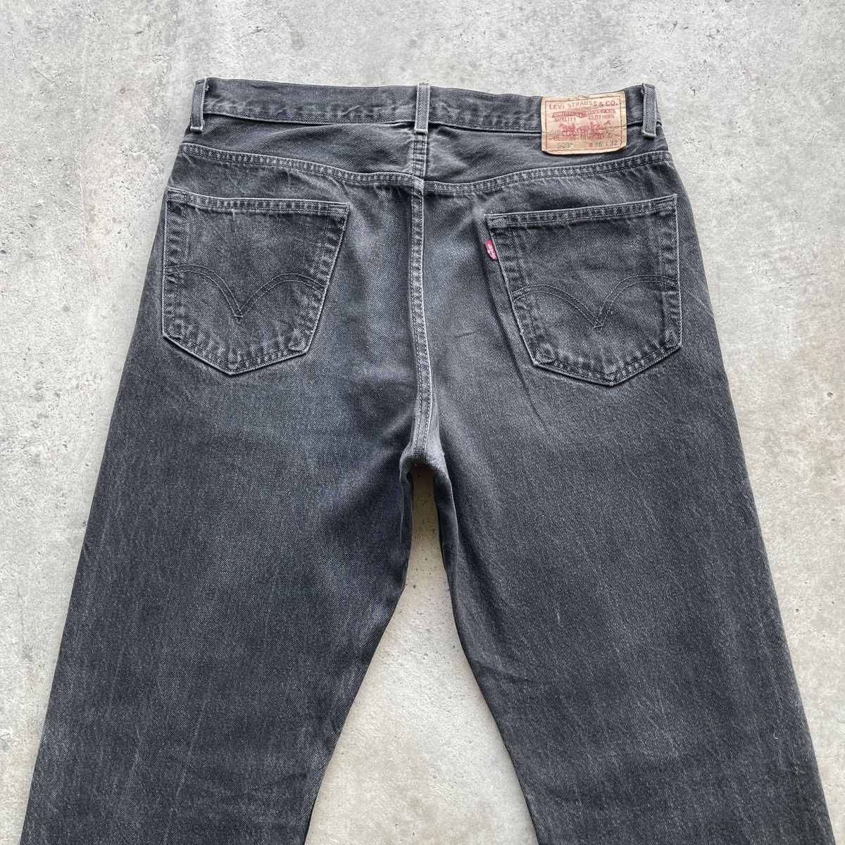 Levi's Vintage Clothing Vintage Levi’s 505 Black Faded Denim Jeans Pants W36x31.5 Size US 36 / EU 52 - 13 Thumbnail