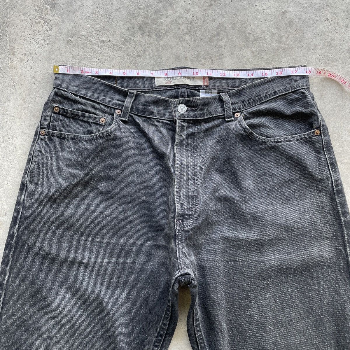 Levi's Vintage Clothing Vintage Levi’s 505 Black Faded Denim Jeans Pants W36x31.5 Size US 36 / EU 52 - 5 Thumbnail