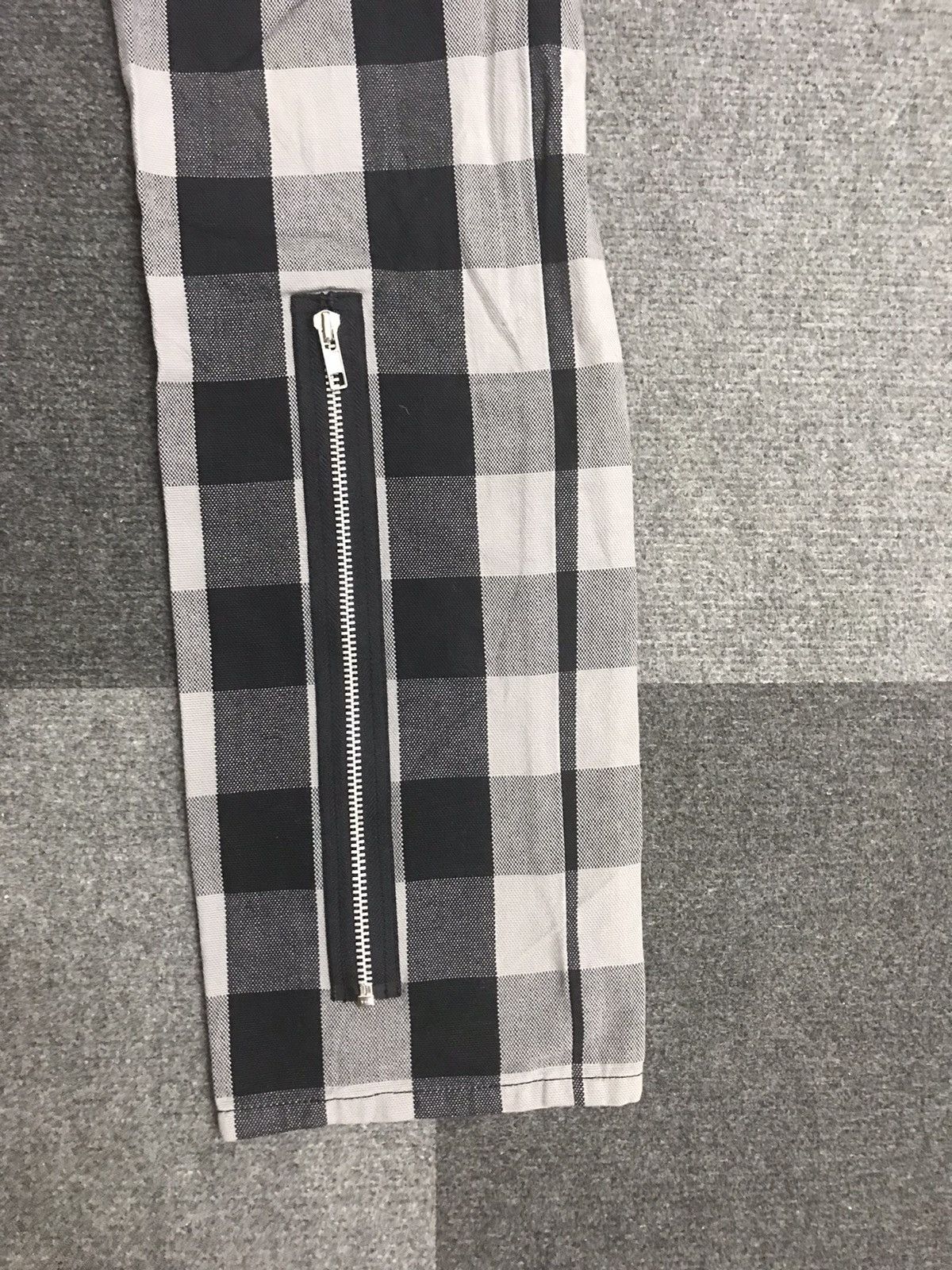 Japanese Brand × Seditionaries BATSU Multizipper Plaid Half Cargo Light Duck Canvas Pant Size US 30 / EU 46 - 7 Thumbnail