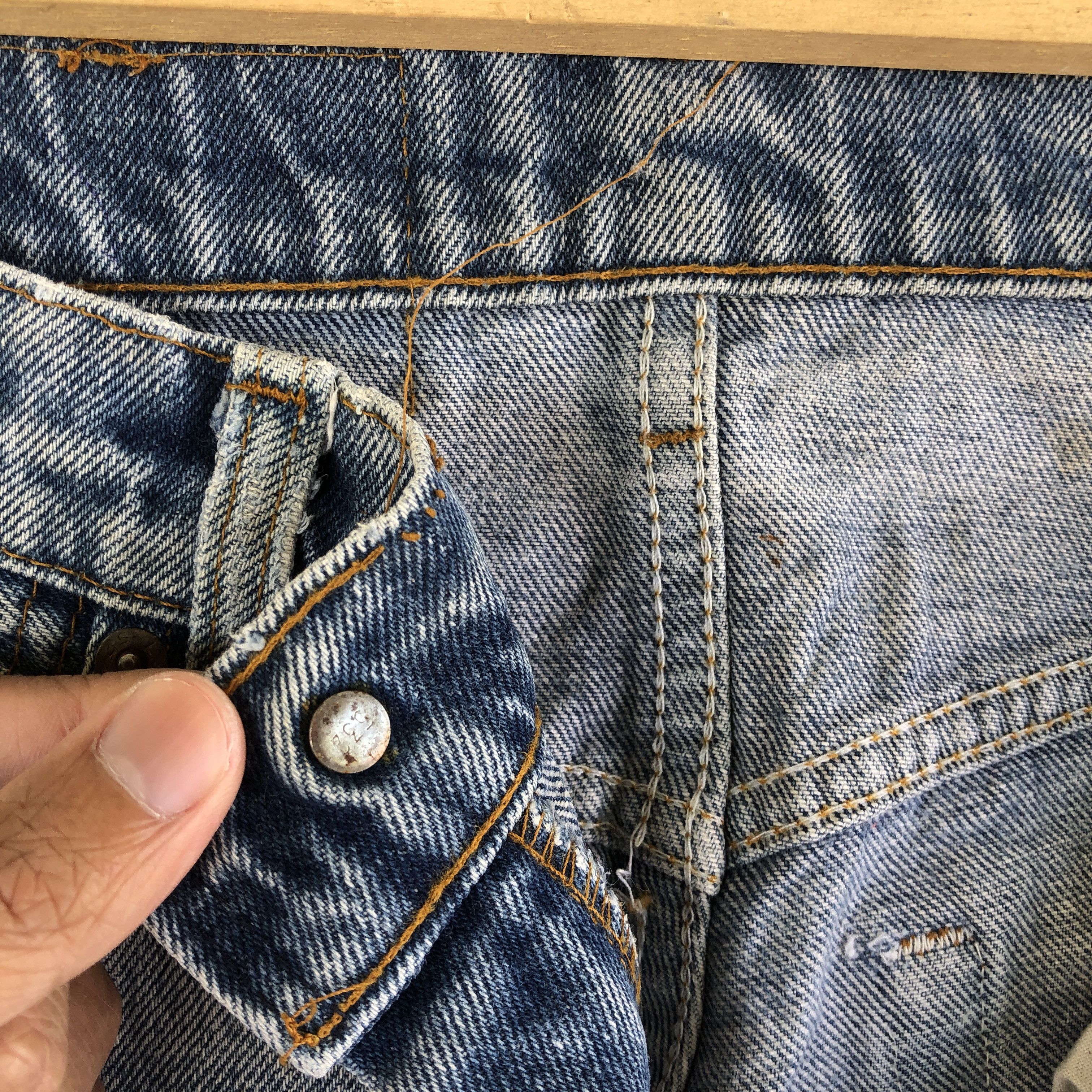 Levi's Vintage Levis Jeans Distressed Levi's 505 Denim Pants Size 28" / US 6 / IT 42 - 9 Thumbnail