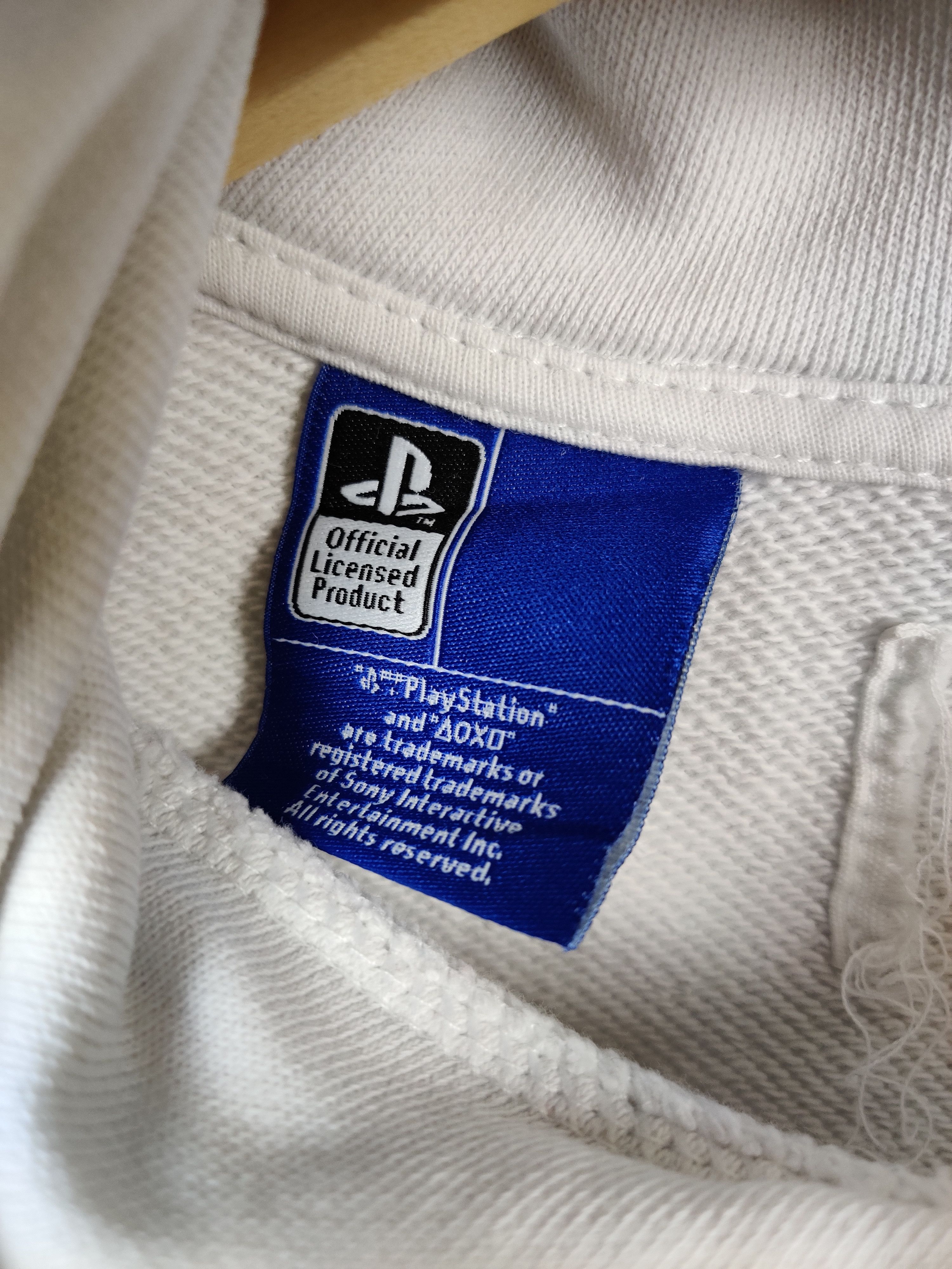 Playstation Vintage Playstation Sony Product Pullover Hoodie Size US M / EU 48-50 / 2 - 4 Thumbnail
