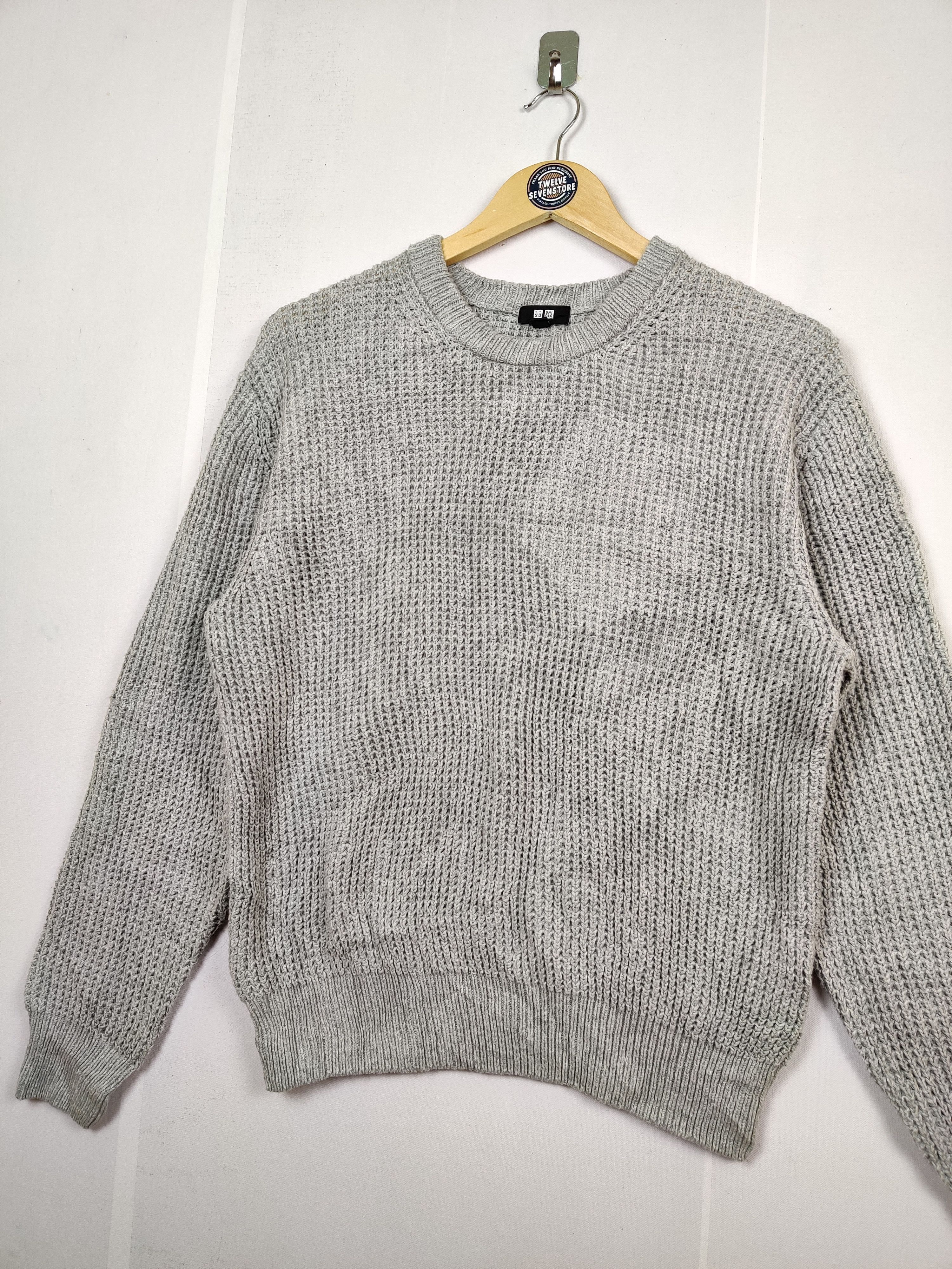 Uniqlo Vintage Uniqlo Knit Gray Sweater Size US S / EU 44-46 / 1 - 2 Thumbnail