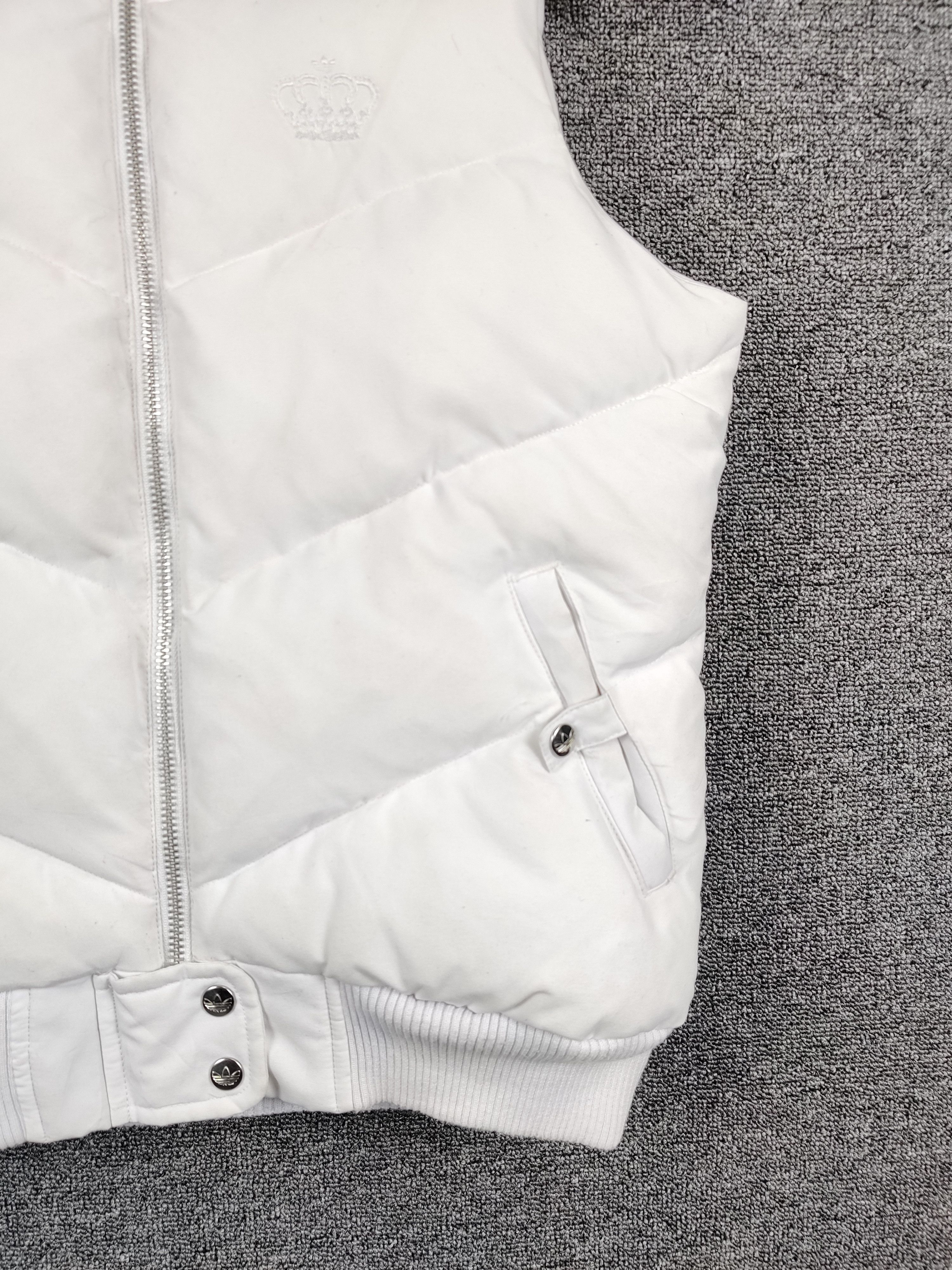Adidas Vintage Adidas Down Puffer Vest Size US L / EU 52-54 / 3 - 3 Thumbnail