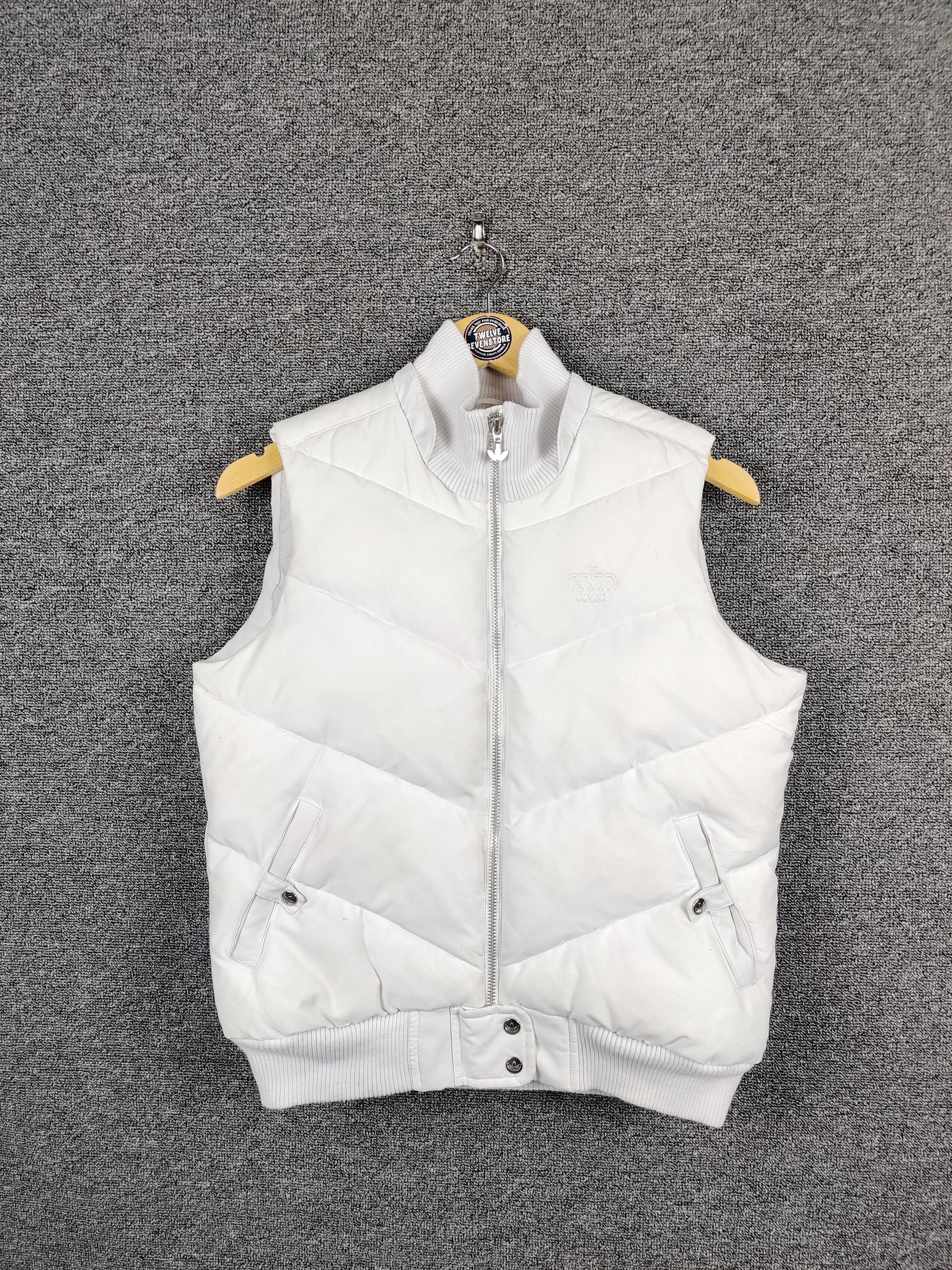 Adidas Vintage Adidas Down Puffer Vest Size US L / EU 52-54 / 3 - 1 Thumbnail