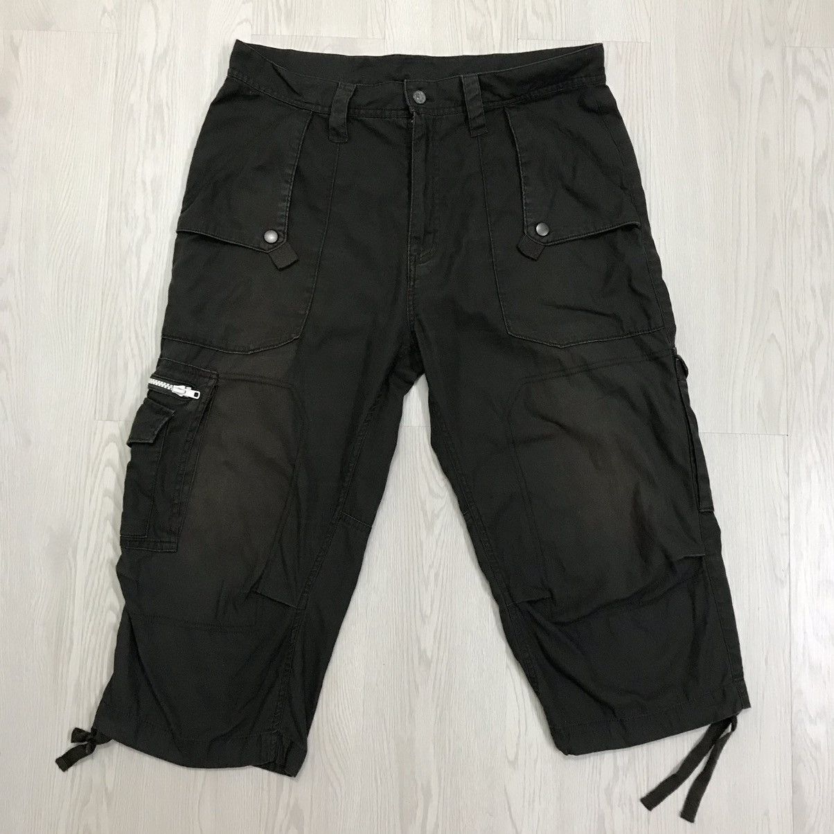 Japanese Brand × Seditionaries Vintage Pluvious Japan Cargo Pants Short Tactical Pants Size US 34 / EU 50 - 1 Thumbnail