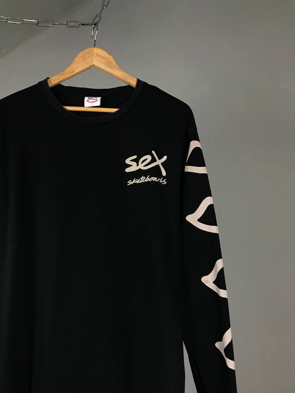Sex Skateboards × Welcome Skateboards Sex Skateboards streetwear overprinted longsleeve Size US S / EU 44-46 / 1 - 2 Thumbnail