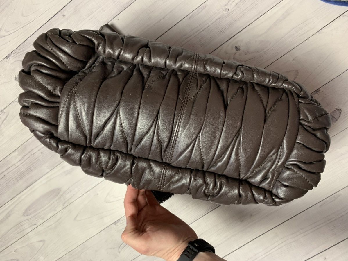 Miu Miu × Vintage Vintage Miu Miu leather bag baggy rare Size ONE SIZE - 5 Thumbnail