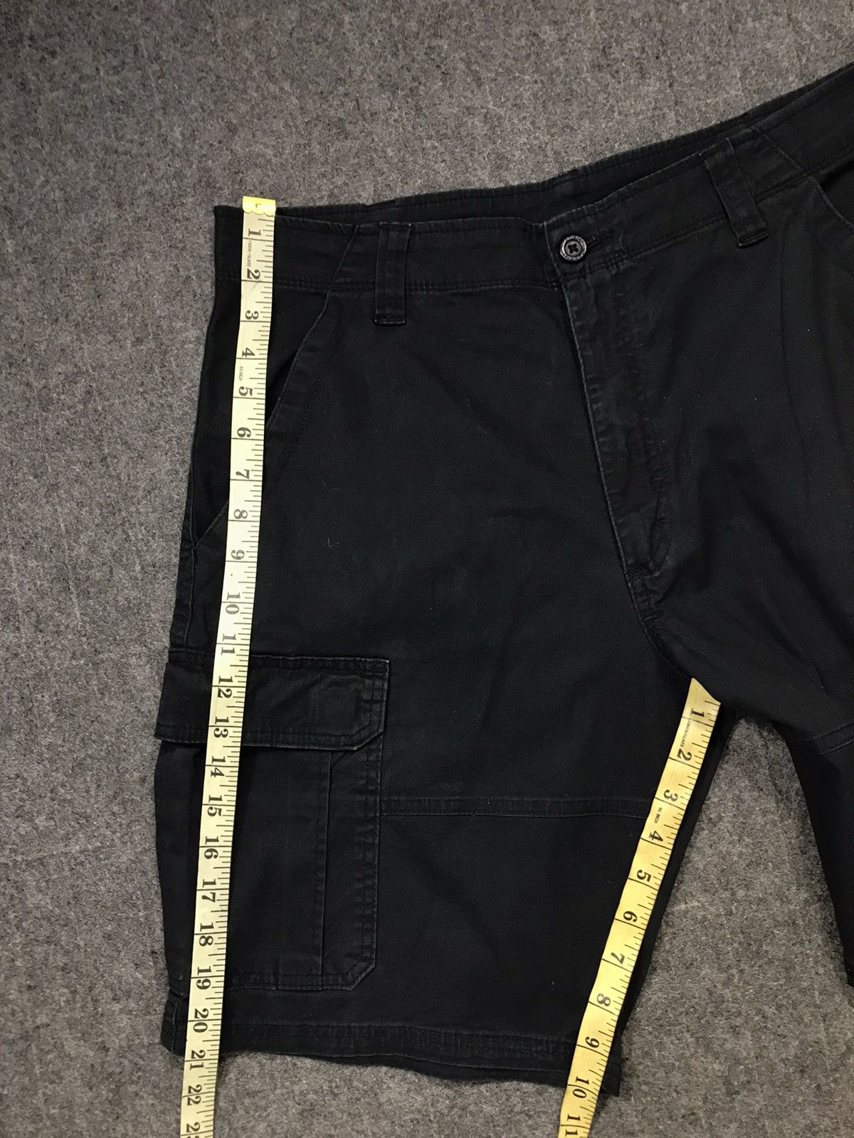 Vintage × Wrangler Vintage Short Pants Wrangler Multi Pocket Zipper Style Size US 35 - 15 Thumbnail