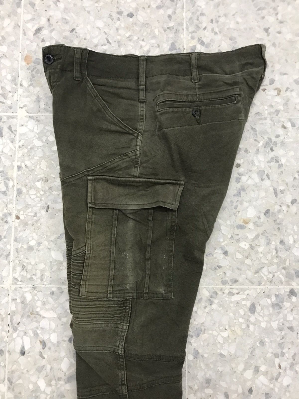 Japanese Brand Vintage Gladiator Distressed Cargo Pants Like Balmain Size US 32 / EU 48 - 11 Thumbnail