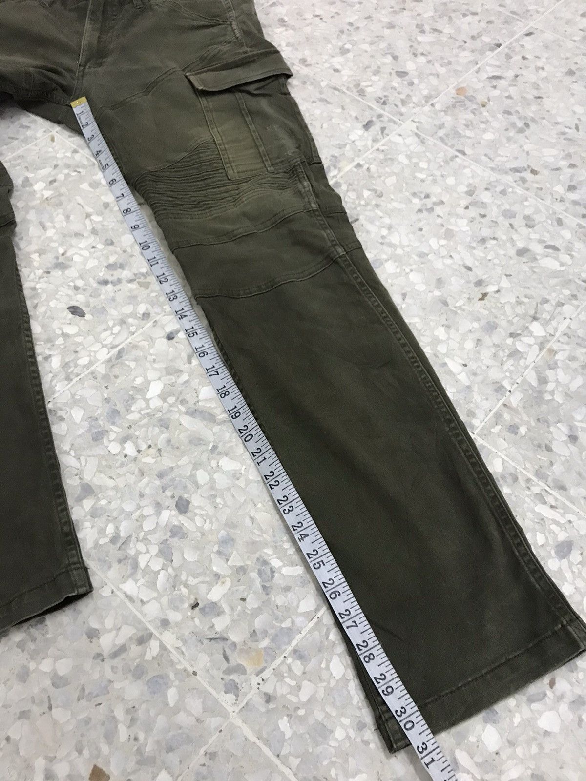Japanese Brand Vintage Gladiator Distressed Cargo Pants Like Balmain Size US 32 / EU 48 - 17 Thumbnail