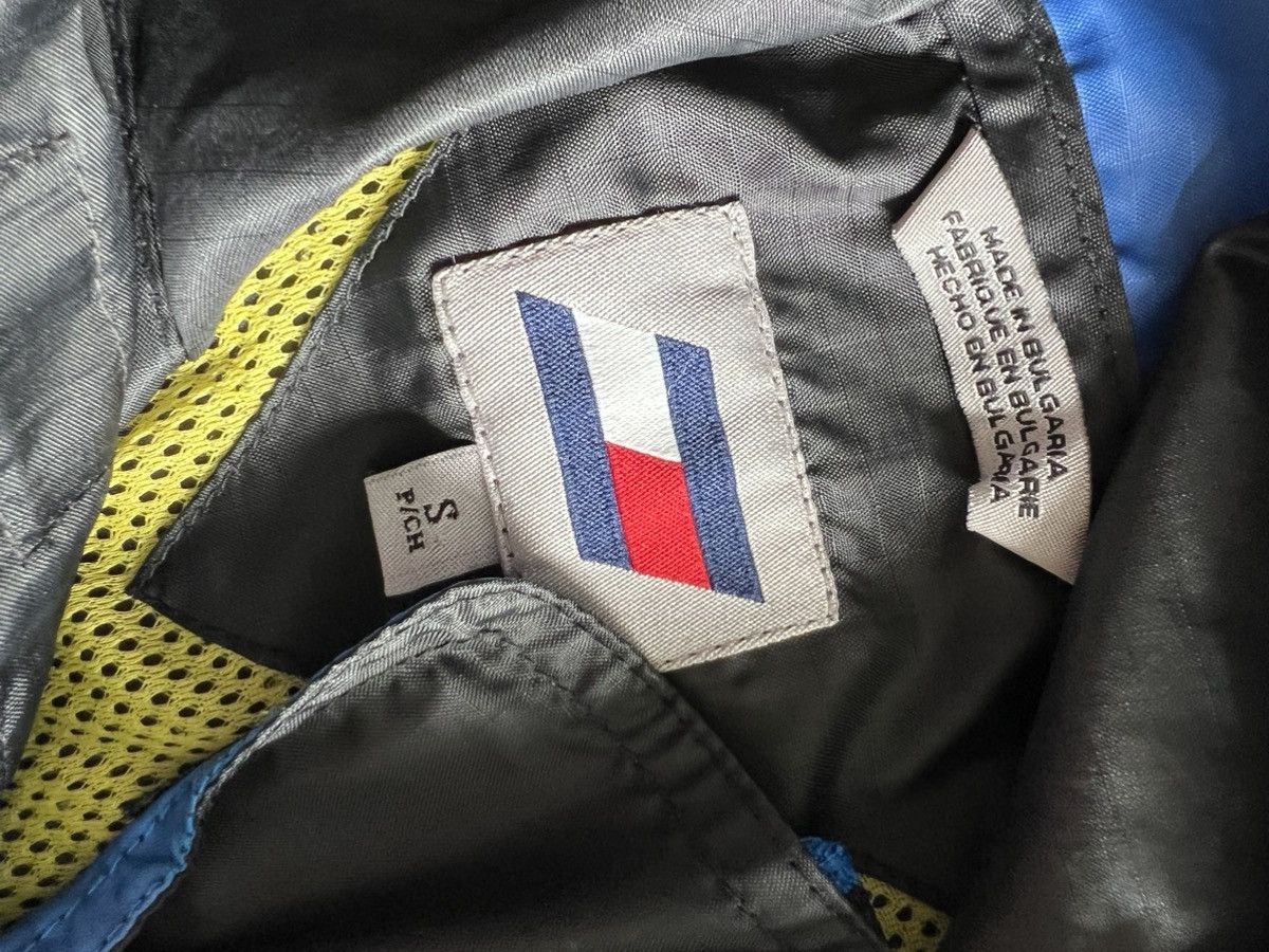 Tommy Hilfiger Vintage 90s Tommy Hilfiger Windbreaker Pullover Jacket Flag Size US L / EU 52-54 / 3 - 6 Thumbnail