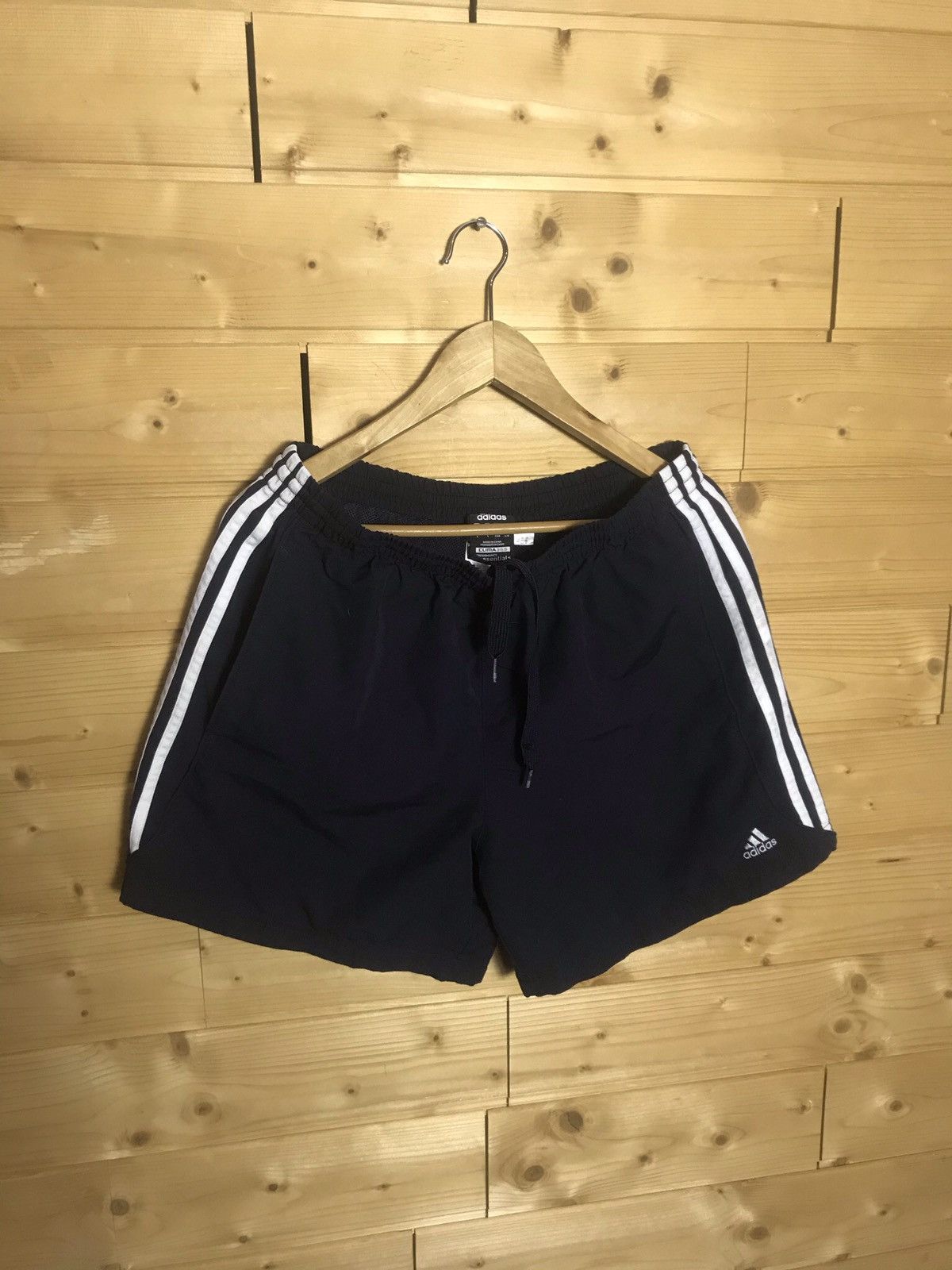 Vintage 2009 Adidas shorts Size US 34 / EU 50 - 1 Thumbnail