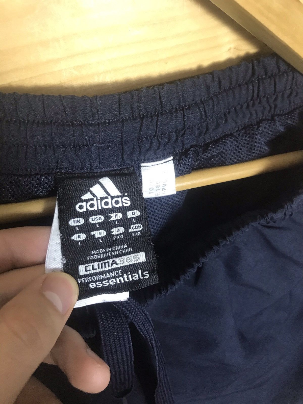 Vintage 2009 Adidas shorts Size US 34 / EU 50 - 5 Thumbnail