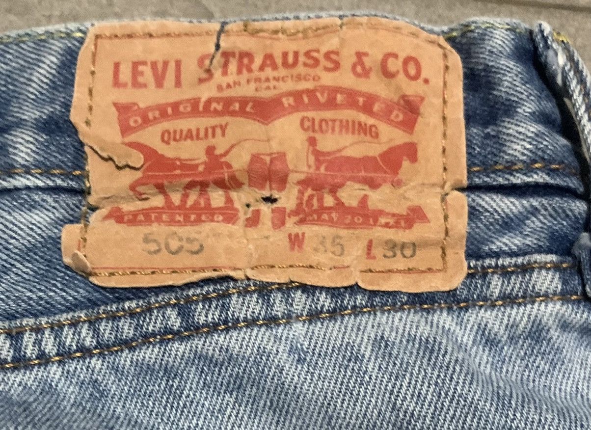 Levi's Vintage 90s Levis 505 Faded Blue Jeans Size US 35 - 5 Thumbnail