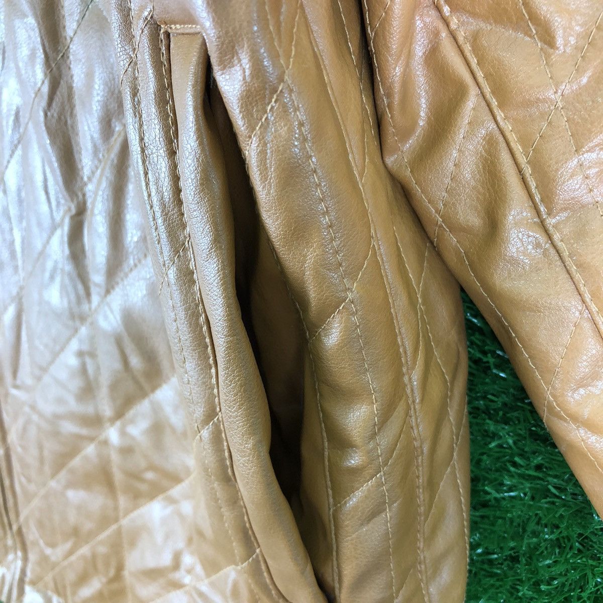 Vintage Vintage Quilted PU Leather by University of Oxford Size US M / EU 48-50 / 2 - 7 Thumbnail