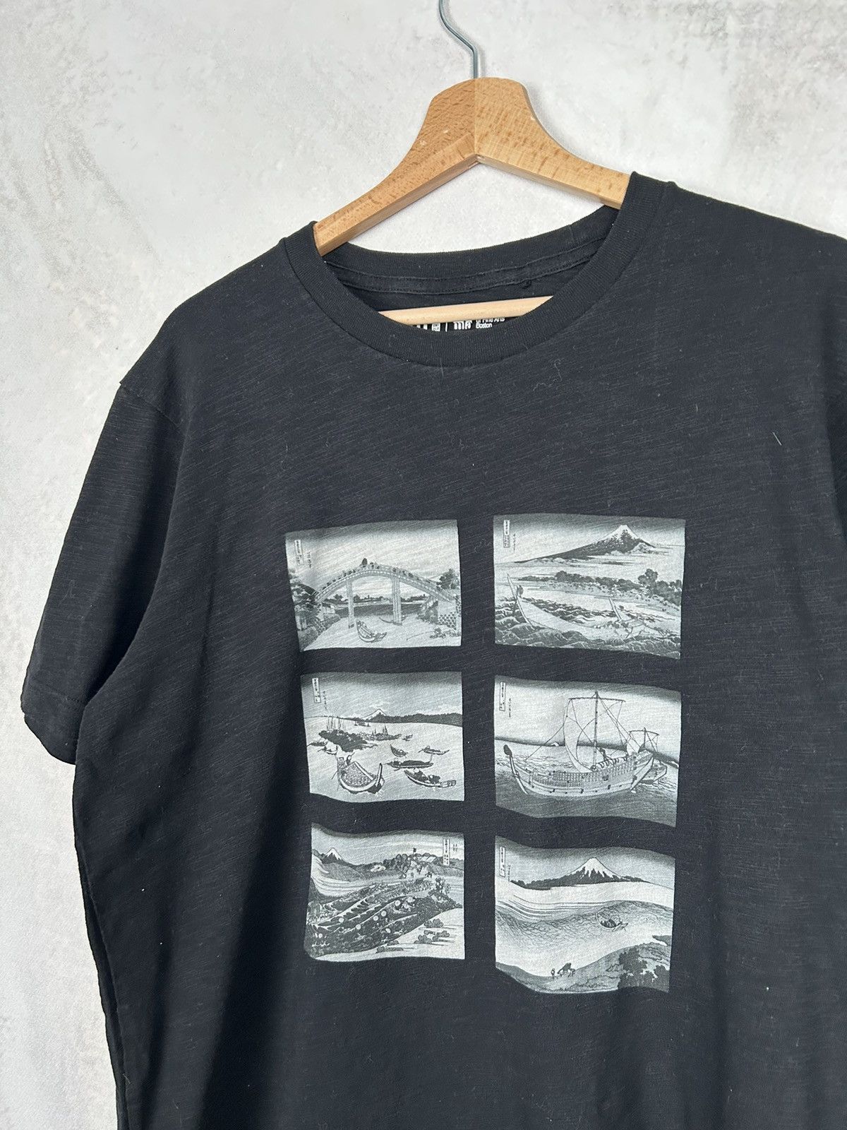 Other Uniqlo Graphic Tee Japanese Alternative Rock Punk Size US M / EU 48-50 / 2 - 3 Thumbnail