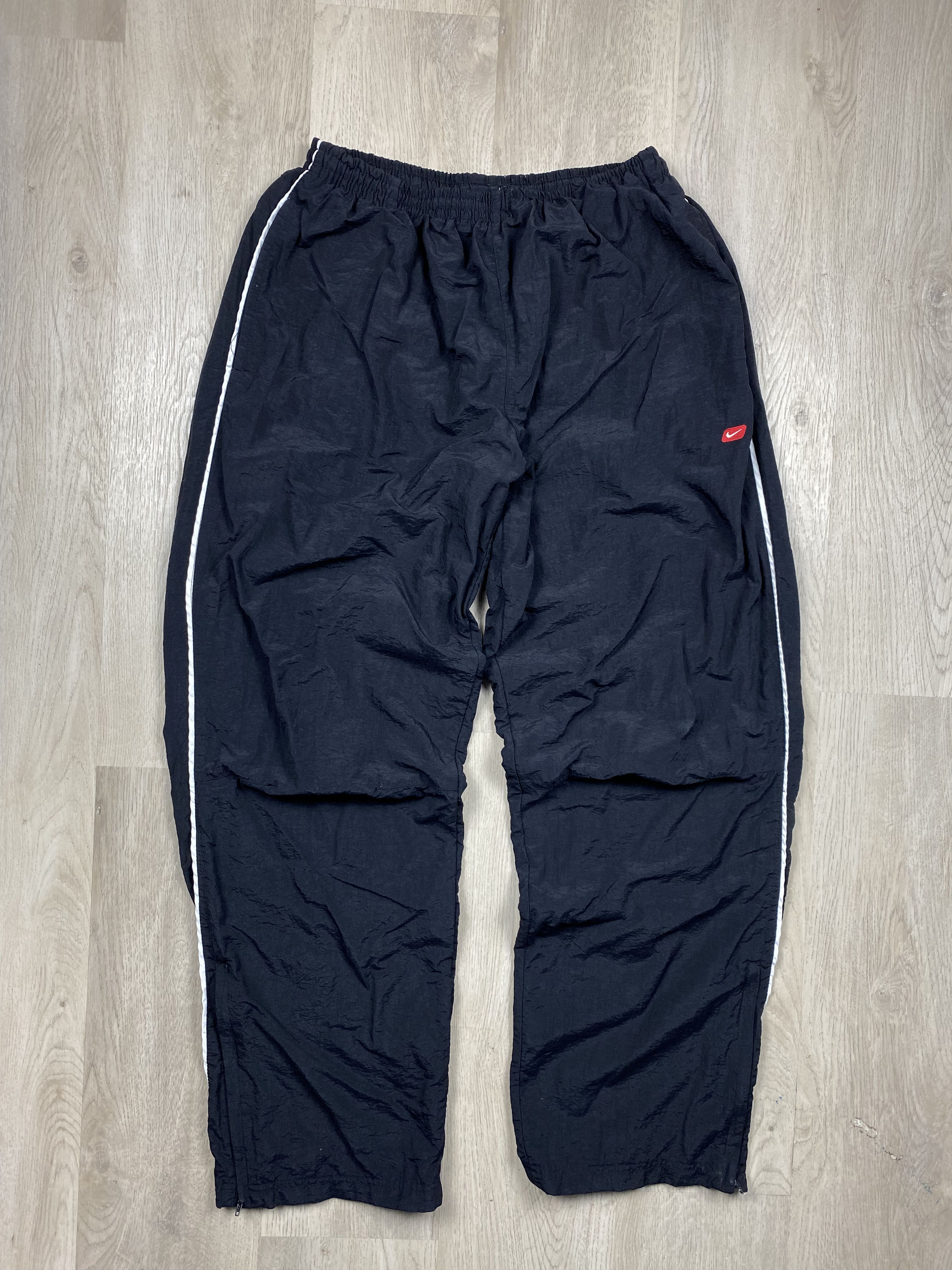 Nike Nike Vintage Mens Nylon Pants Drill style Gorpcore Size US 36 / EU 52 - 1 Thumbnail