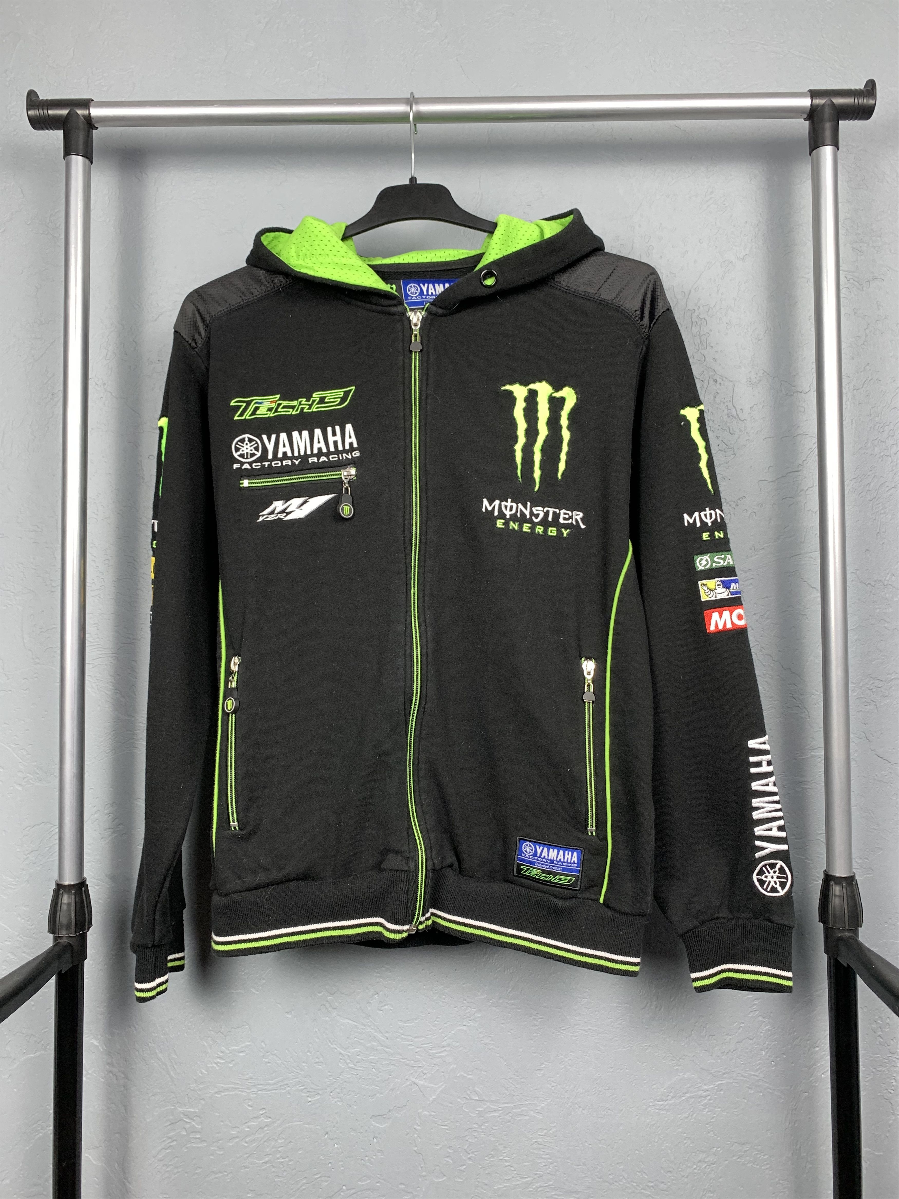 Yamaha Yamaha Racing Team Monster Energie Vintage Mens Zip Hoodie Size US XS / EU 42 / 0 - 1 Thumbnail