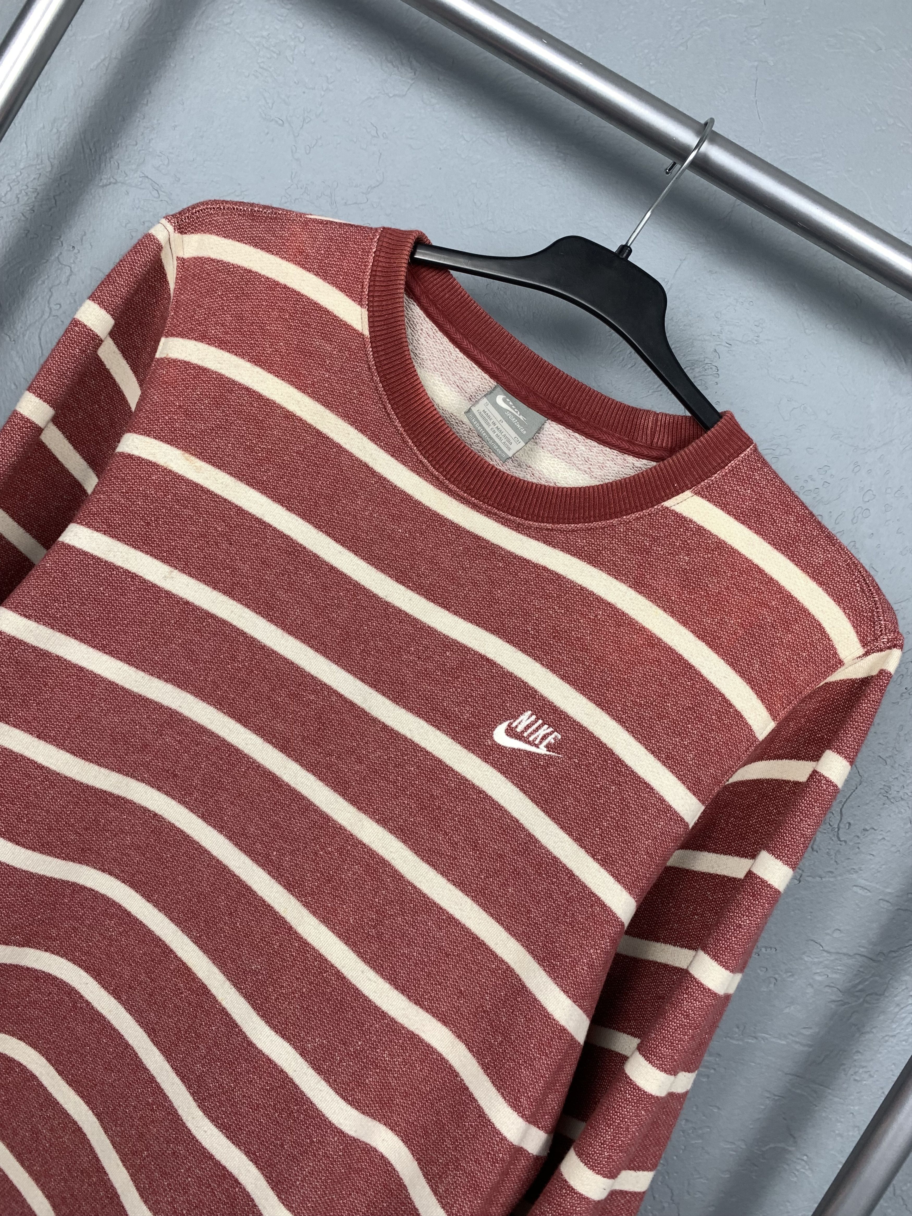 Nike Nike 90s Vintage Sweatshirt Size M Size US M / EU 48-50 / 2 - 2 Thumbnail