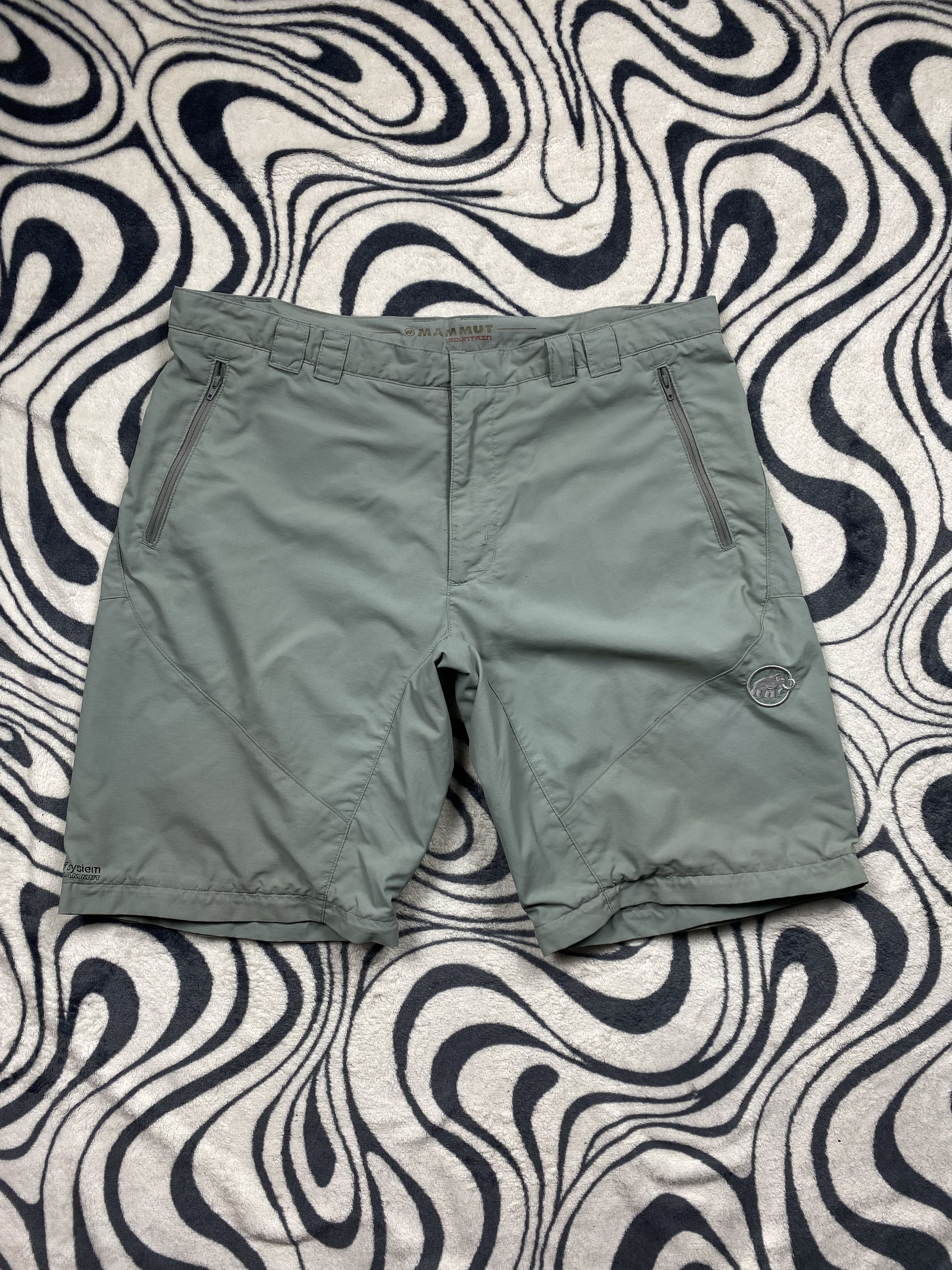 Mammut × Vintage Mammut Vintage Mens Outdoor Shorts Y2K Size US 34 / EU 50 - 1 Thumbnail