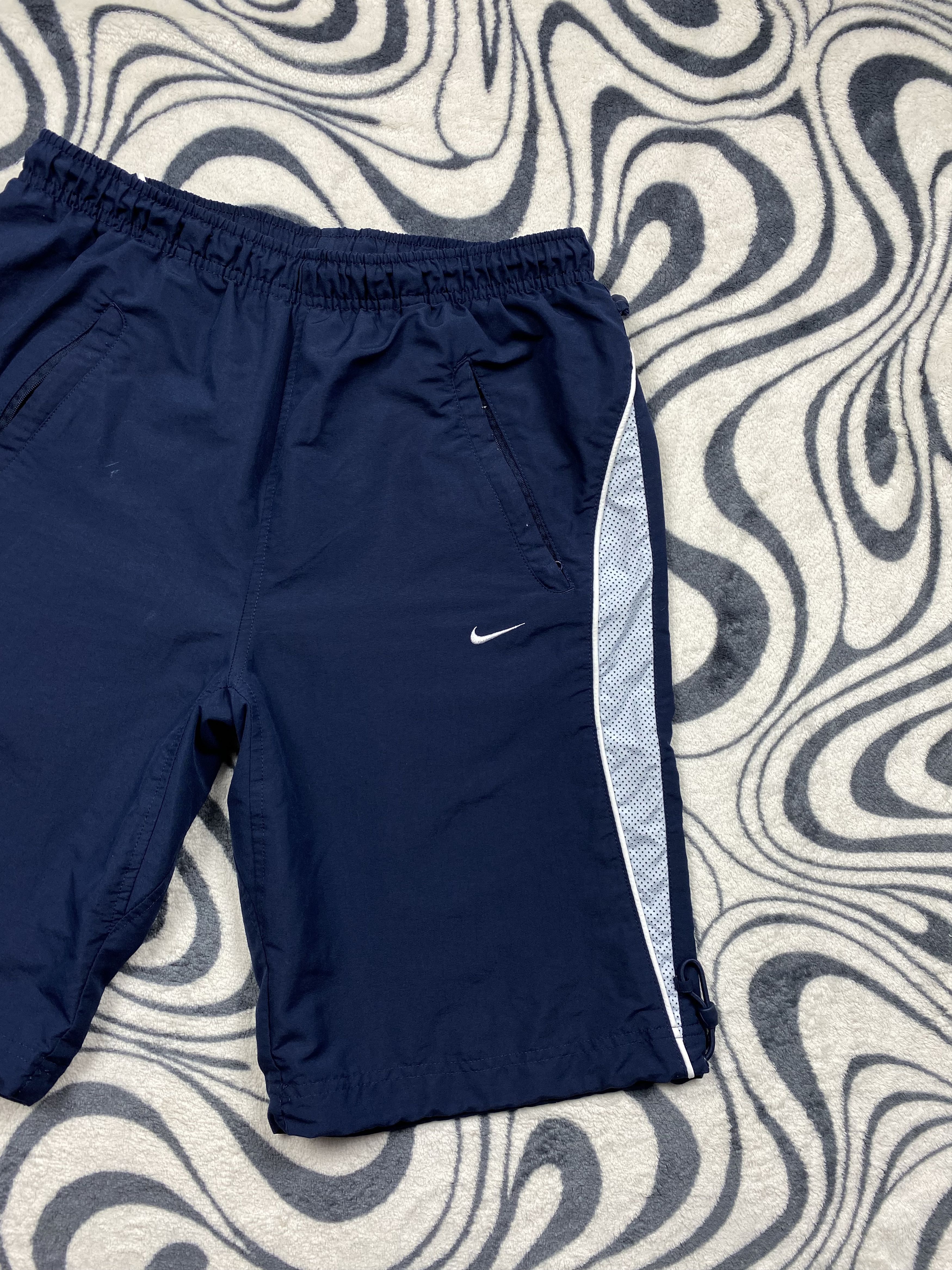 Nike × Vintage Vintage Nike Mens Nylon Shorts Y2K Size US 32 / EU 48 - 2 Thumbnail