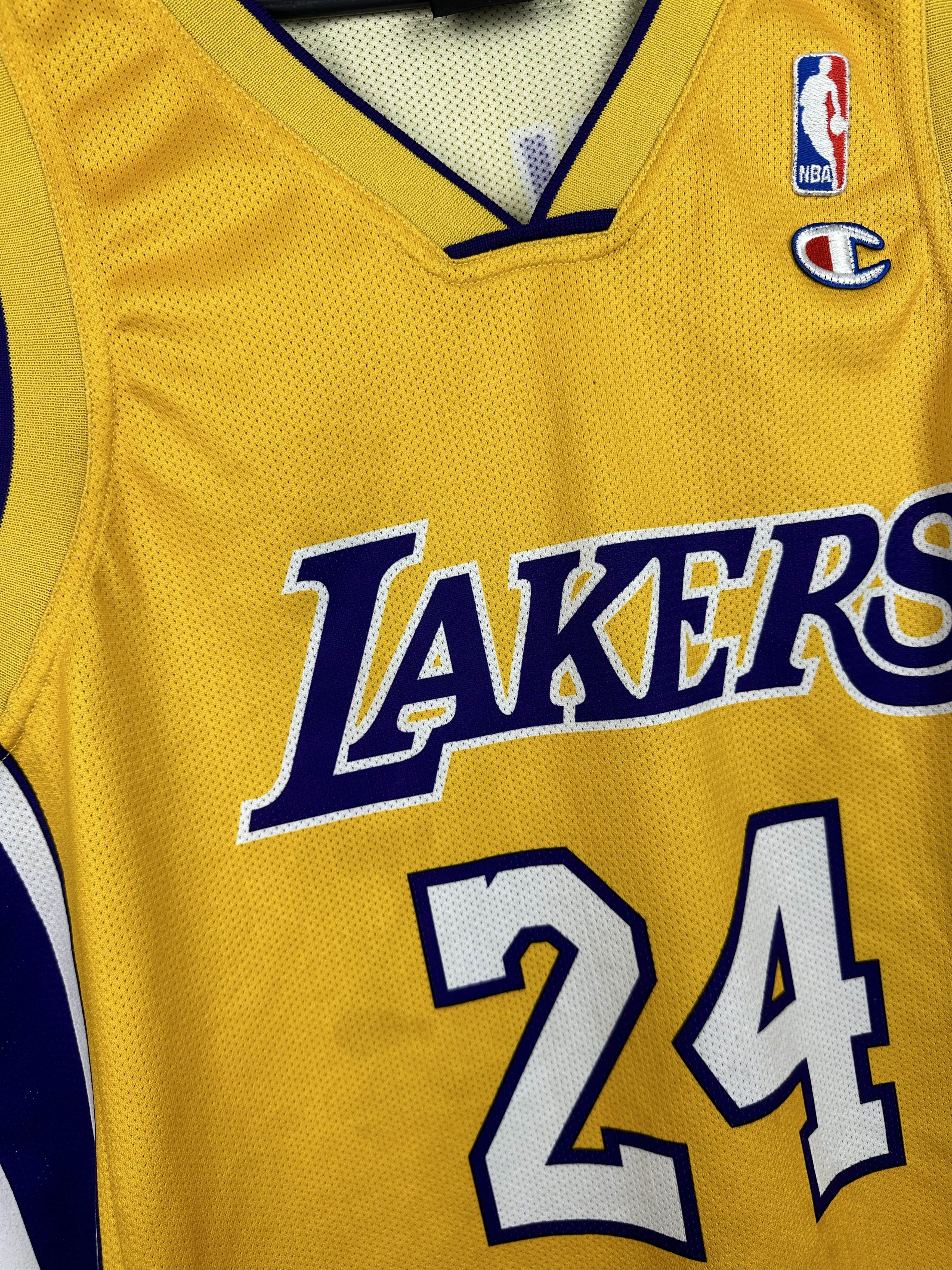 Champion Vintage Kobe Bryant Los Angeles Lakers Jersey Tee Mamba Size US L / EU 52-54 / 3 - 9 Thumbnail