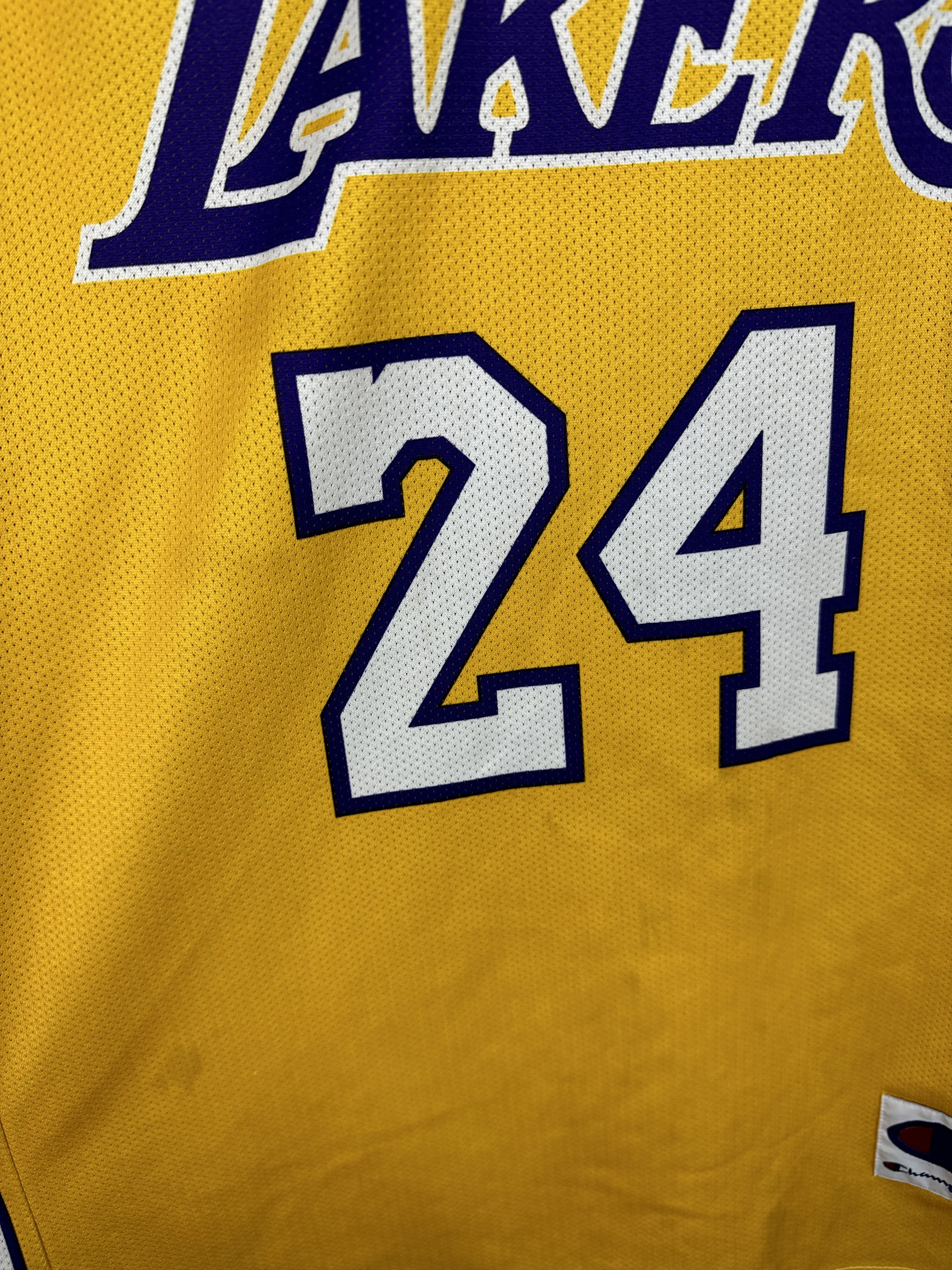 Champion Vintage Kobe Bryant Los Angeles Lakers Jersey Tee Mamba Size US L / EU 52-54 / 3 - 8 Thumbnail