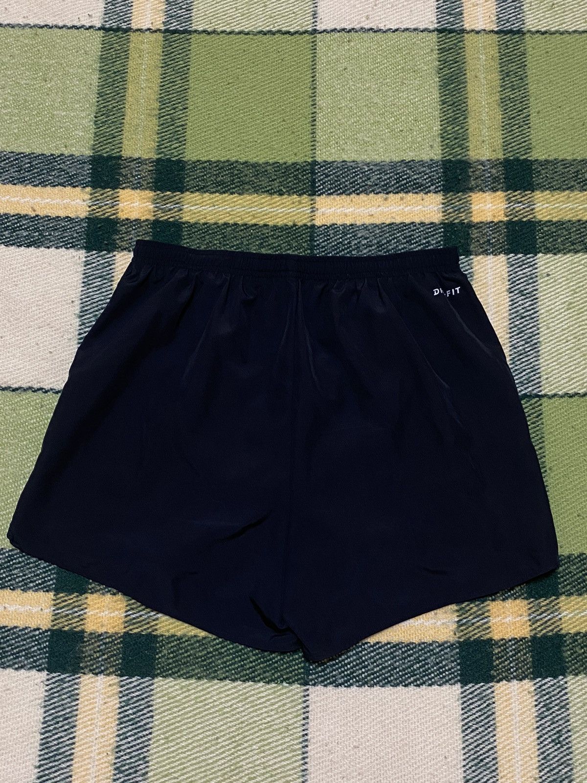 Nike Vintage Nike shorts streetwear swoosh casual y2k size L Size US 34 / EU 50 - 3 Thumbnail
