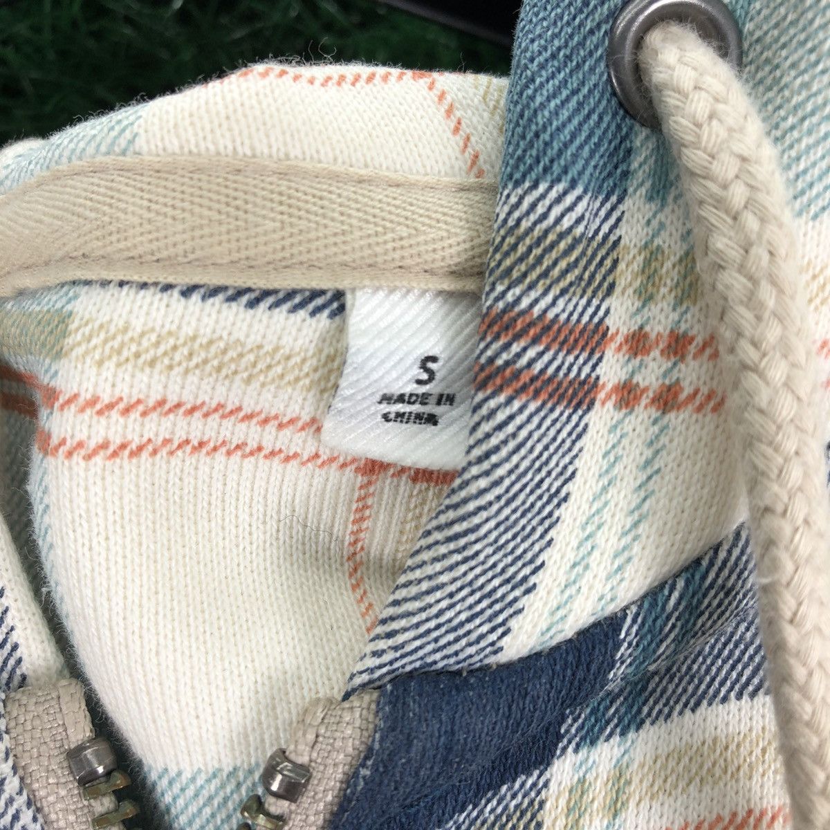 Japanese Brand × Uniqlo Uniqlo Zipper Sweater Hoodie Checkered Size US XS / EU 42 / 0 - 15 Thumbnail