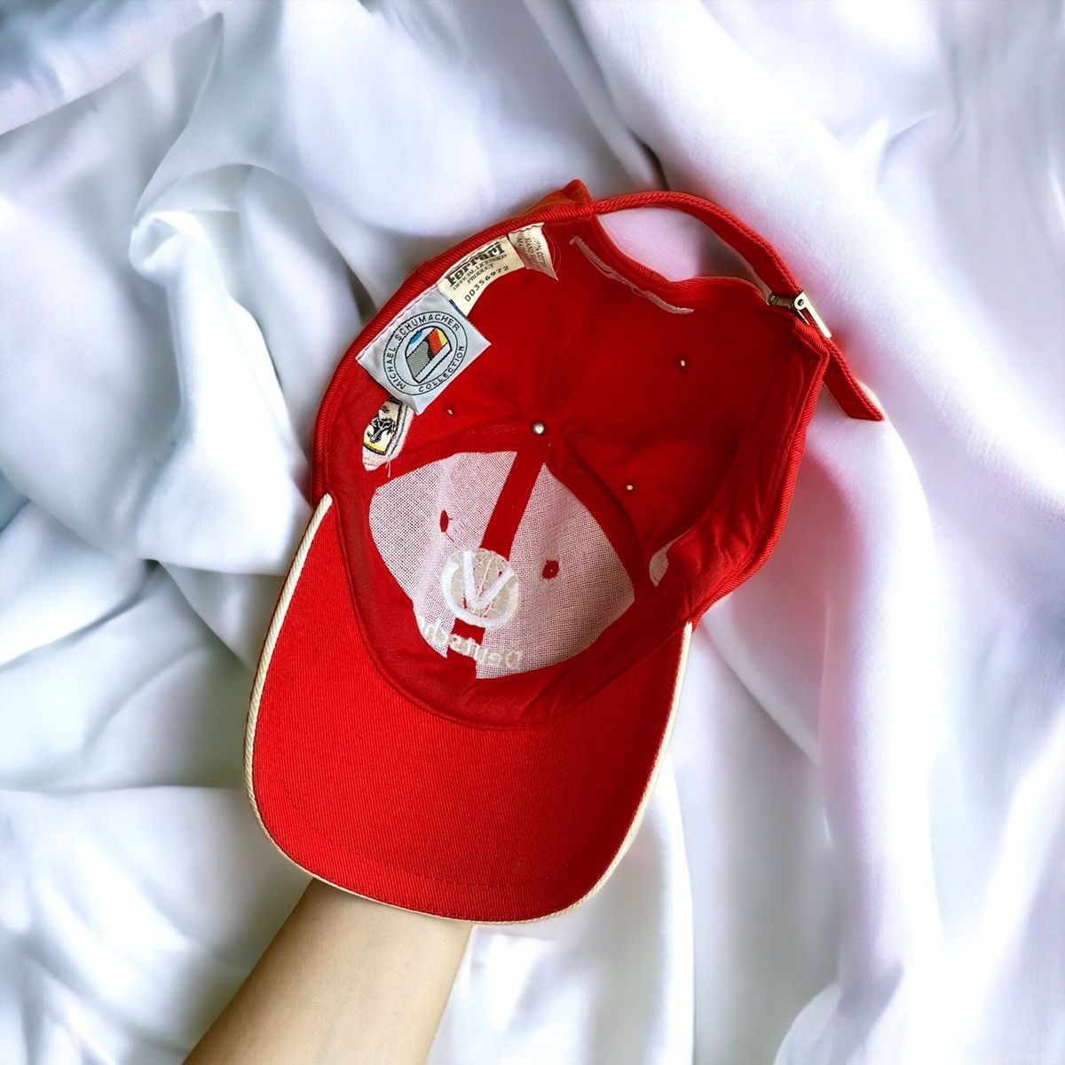 Vintage Vintage Ferrari F1 Michael Schumacher Deutsche Cap Hat Size ONE SIZE - 5 Thumbnail