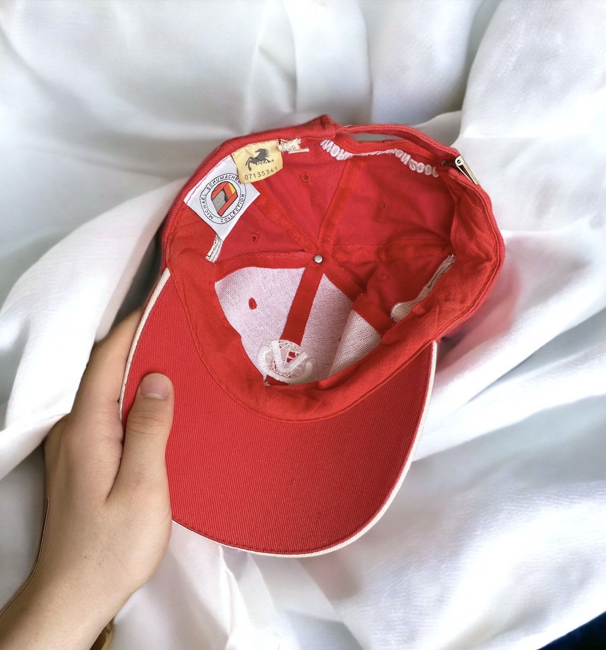 Vintage Vintage Ferrari F1 World Champion Michael Schumacher Cap Hat Size ONE SIZE - 5 Thumbnail