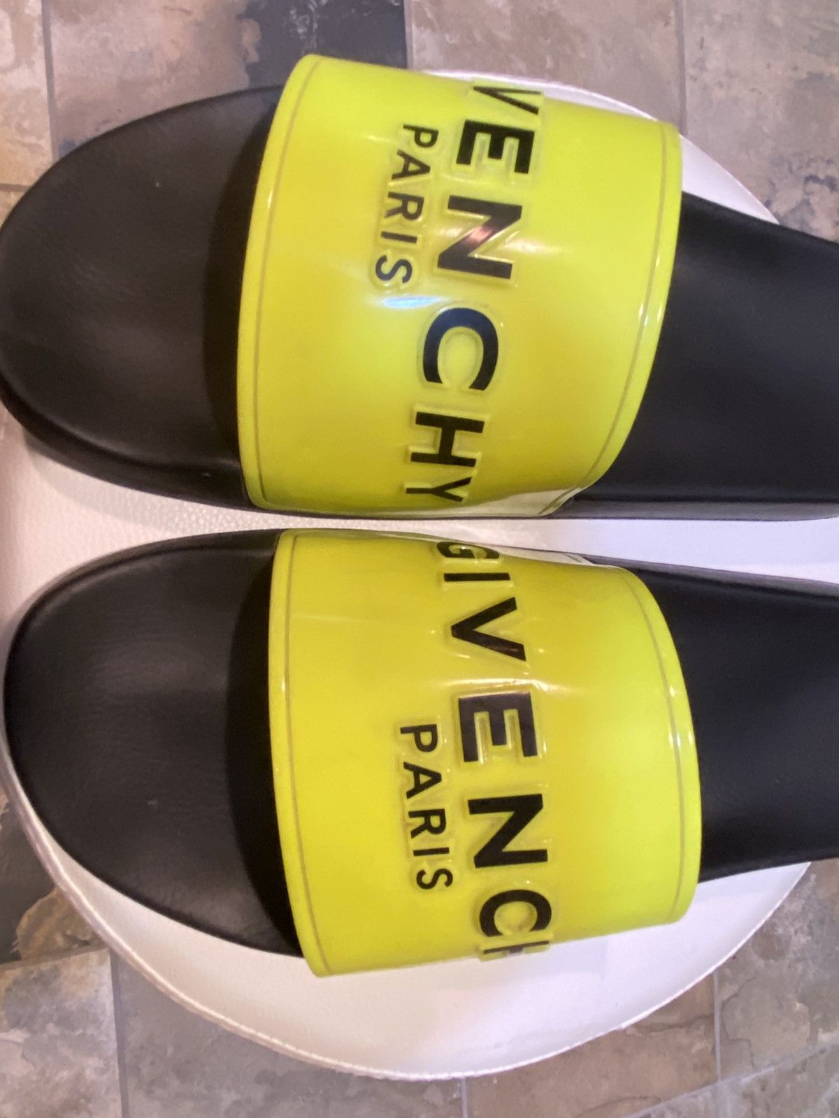 Givenchy Givenchy Slides/Sandals with original dust bags (2) Size US 15 / EU 48 - 3 Thumbnail