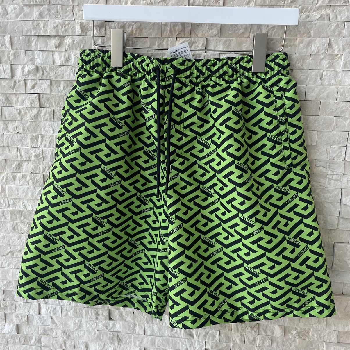 Versace Versace Golpo Monogram Shorts Size 6 Size US 34 / EU 50 - 1 Thumbnail