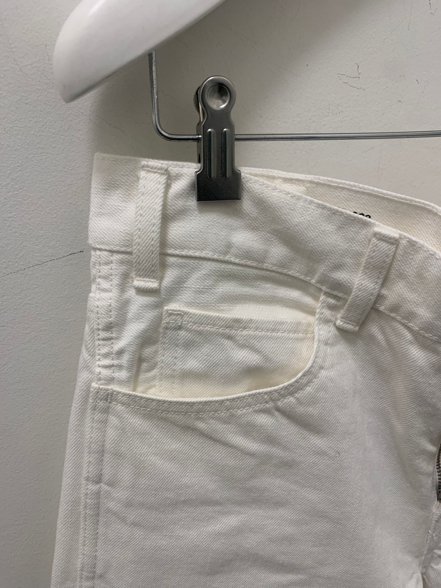 Celine Jeans Slim Taile Basse in White Size US 27 - 4 Thumbnail