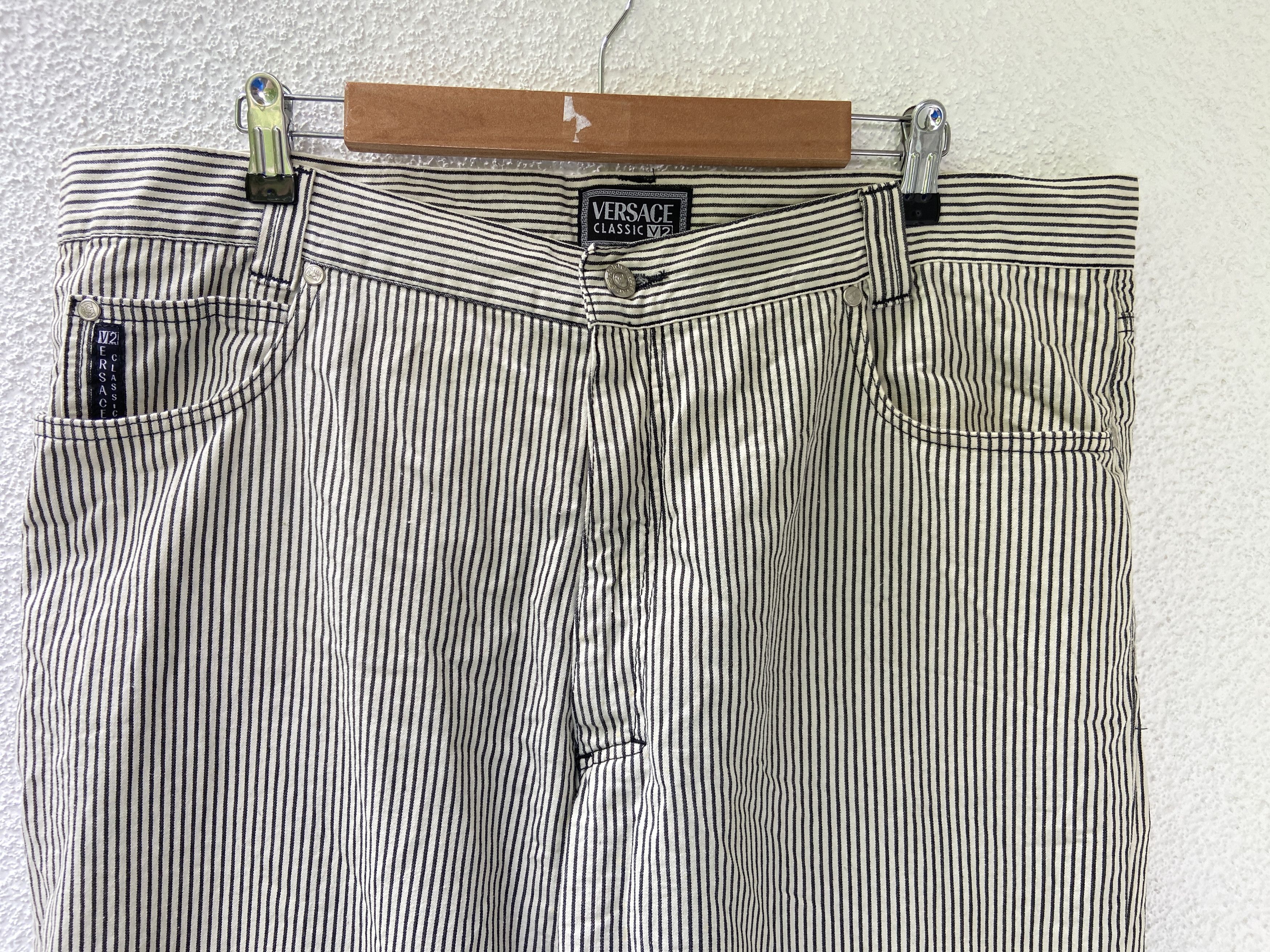 Versace Versace v2 vintage old money big boy Shaquille O'Neal pants Size US 40 / EU 56 - 2 Thumbnail