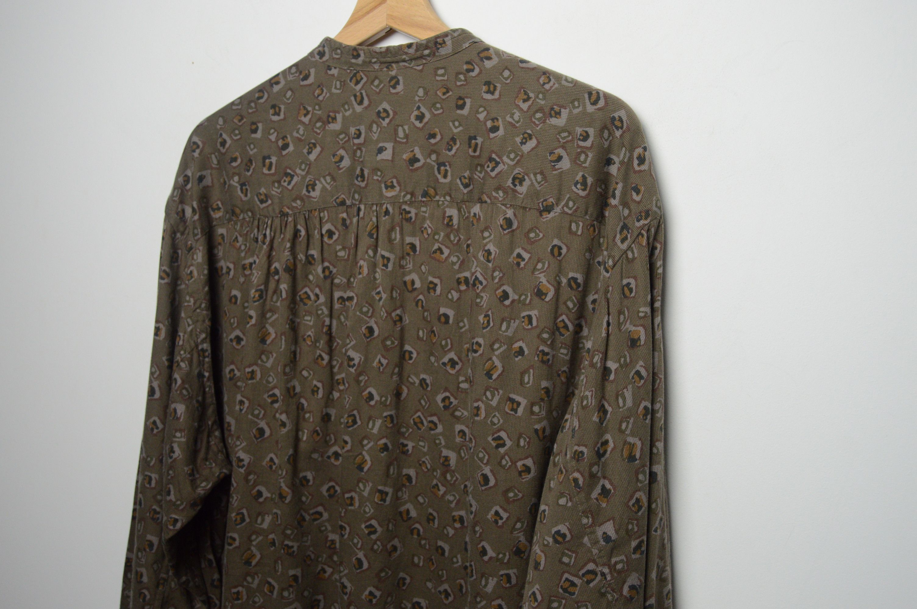 Giorgio Armani armani shirt archive 80s microcord l-xl Size US L / EU 52-54 / 3 - 8 Thumbnail