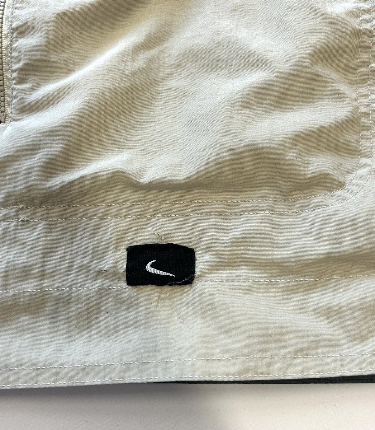 Nike Nike Vintage Light Jacket Logo Swoosh Y2K very rare Size US L / EU 52-54 / 3 - 7 Thumbnail