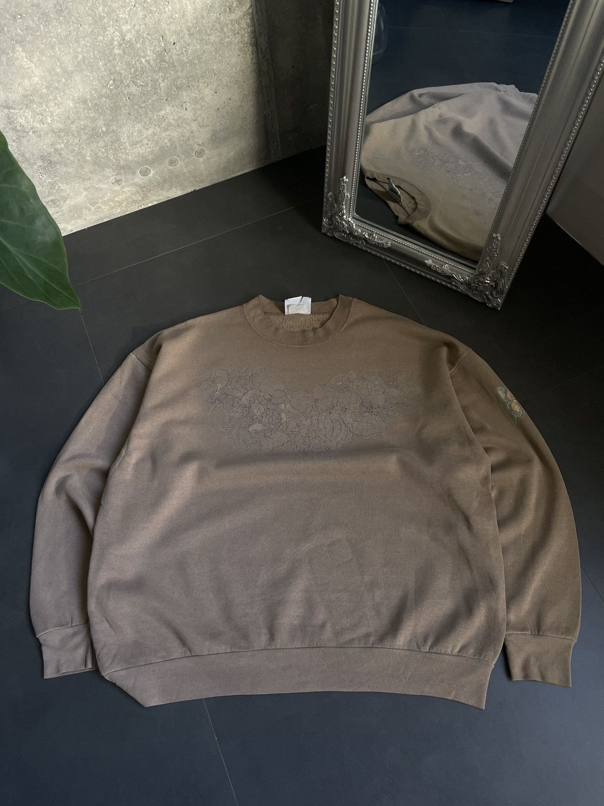 Japanese Brand × Lee × Vintage Vintage 90s Blanked Boxy Oversized Faded Sweatshirt Russel Size US XL / EU 56 / 4 - 1 Thumbnail