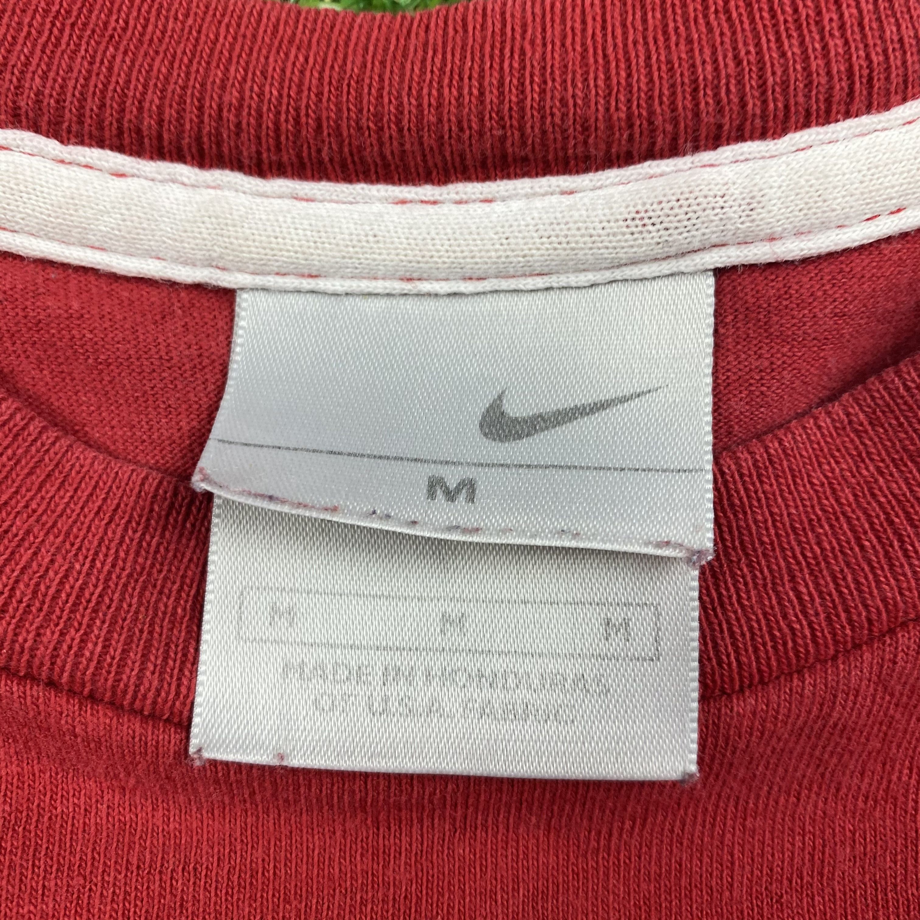 Nike Vintage 2000s Mini Swoosh Logo T-Shirt Size M Size US M / EU 48-50 / 2 - 5 Thumbnail