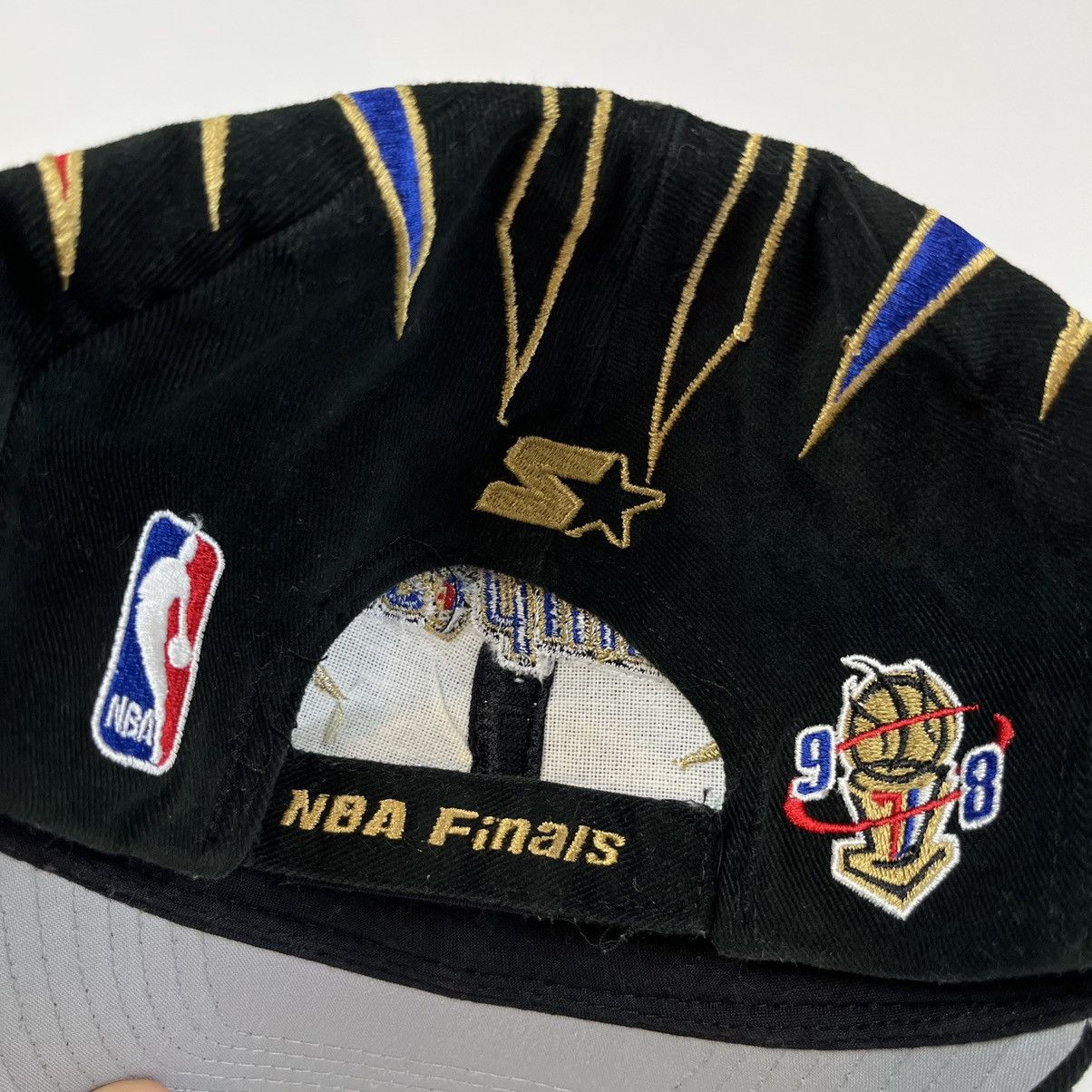 NBA Vintage 90s Chicago Bulls Hat Starter OSFM Size ONE SIZE - 4 Thumbnail