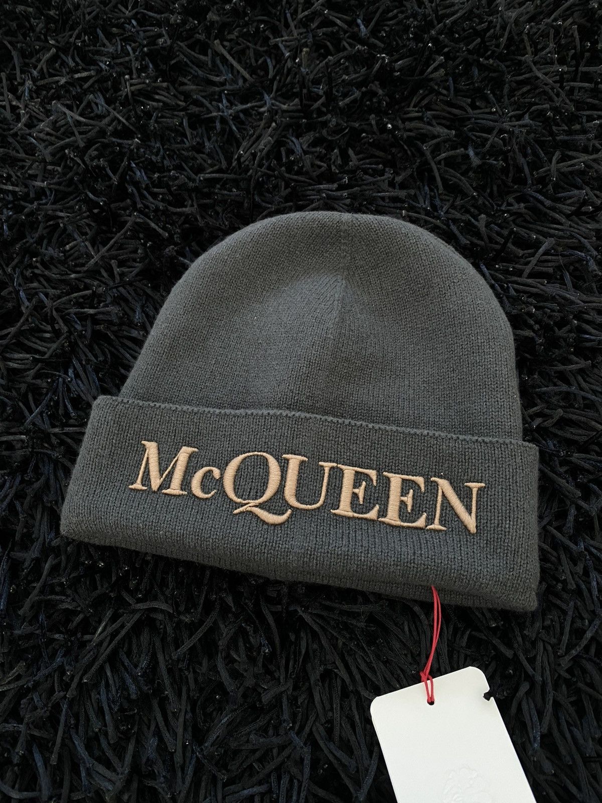 Alexander McQueen Alexander McQueen Beanie Size ONE SIZE - 1 Thumbnail