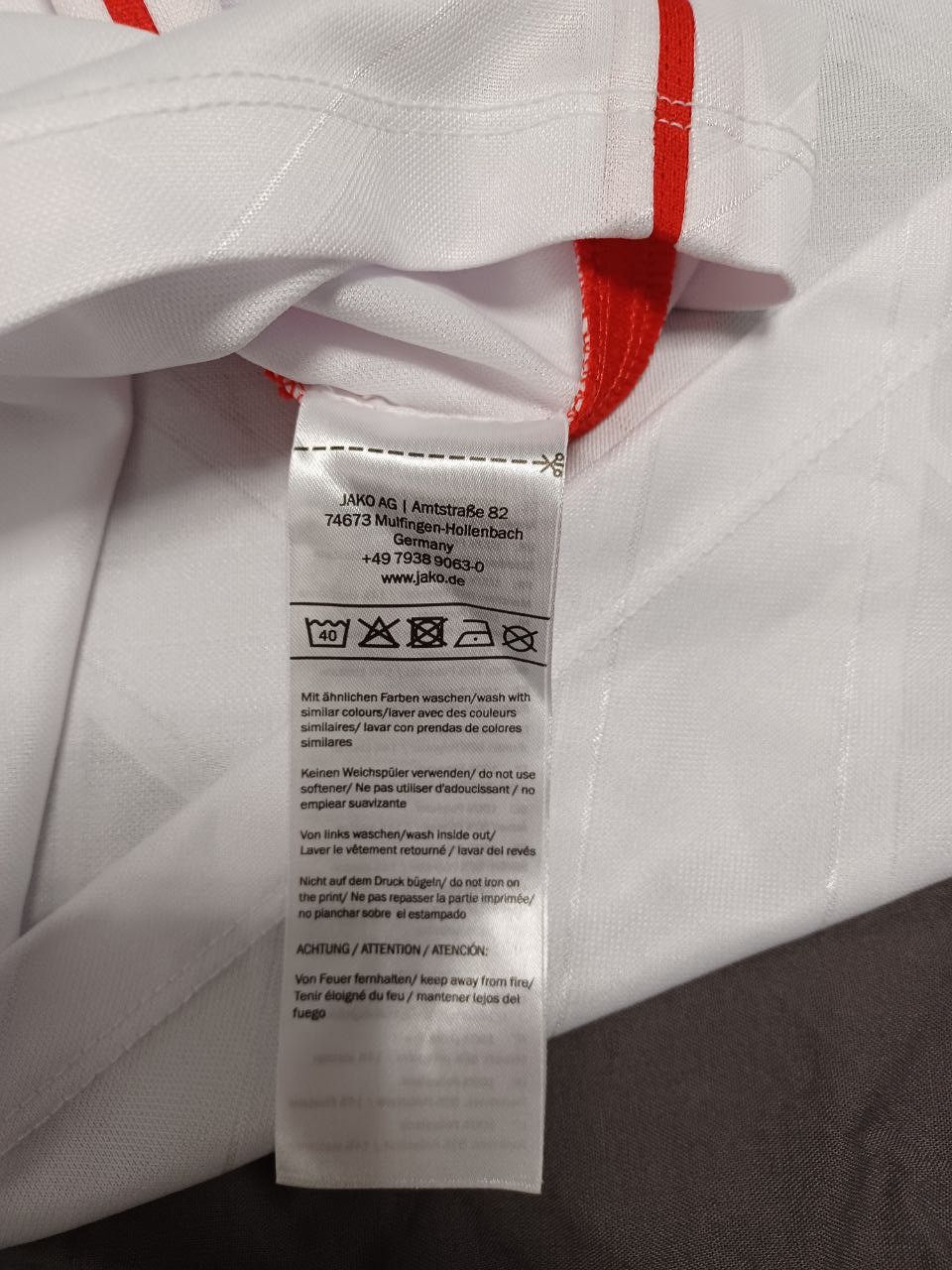 Other VFB Stuttgart 19/20 vintage soccer jersey Jako blokecore Size US XXL / EU 58 / 5 - 8 Thumbnail
