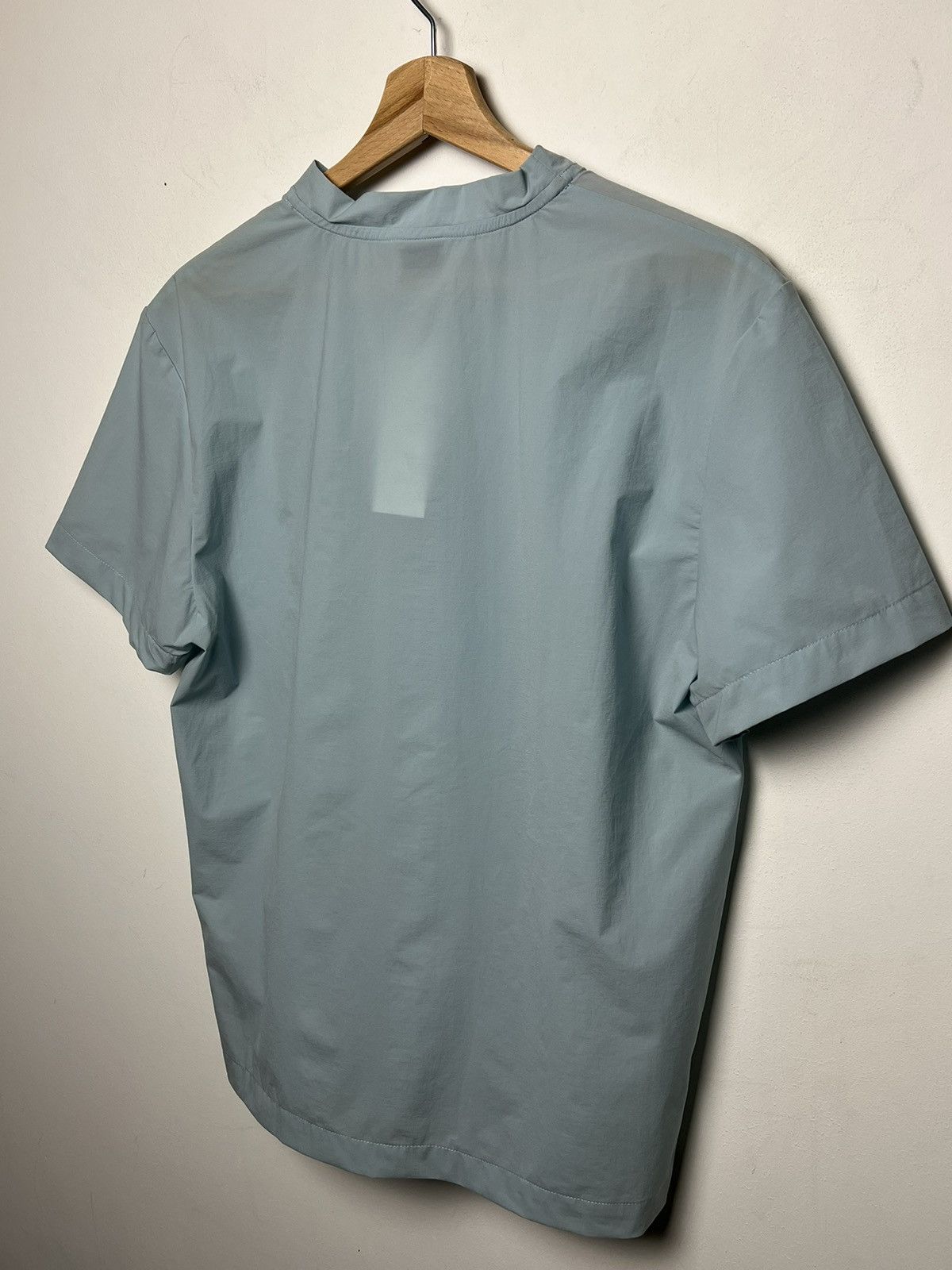 Stone Island osti stone island vintage baby blue v-neck t-shirt Size US M / EU 48-50 / 2 - 7 Thumbnail