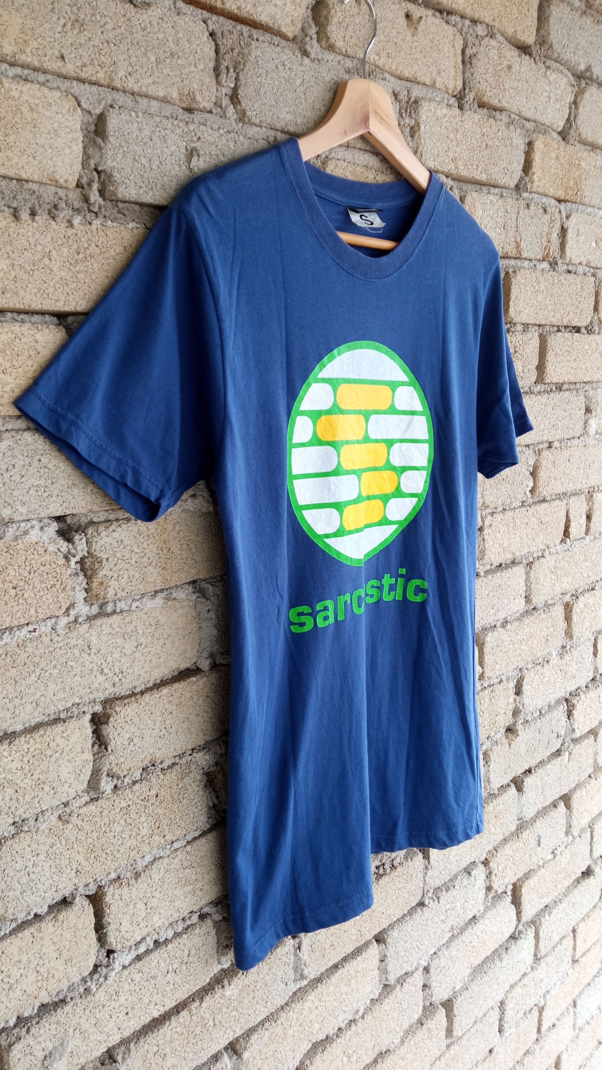 Japanese Brand × Vintage 🔥🔥Sarcastic Spell Out Logo T-Shirt Size US S / EU 44-46 / 1 - 5 Thumbnail
