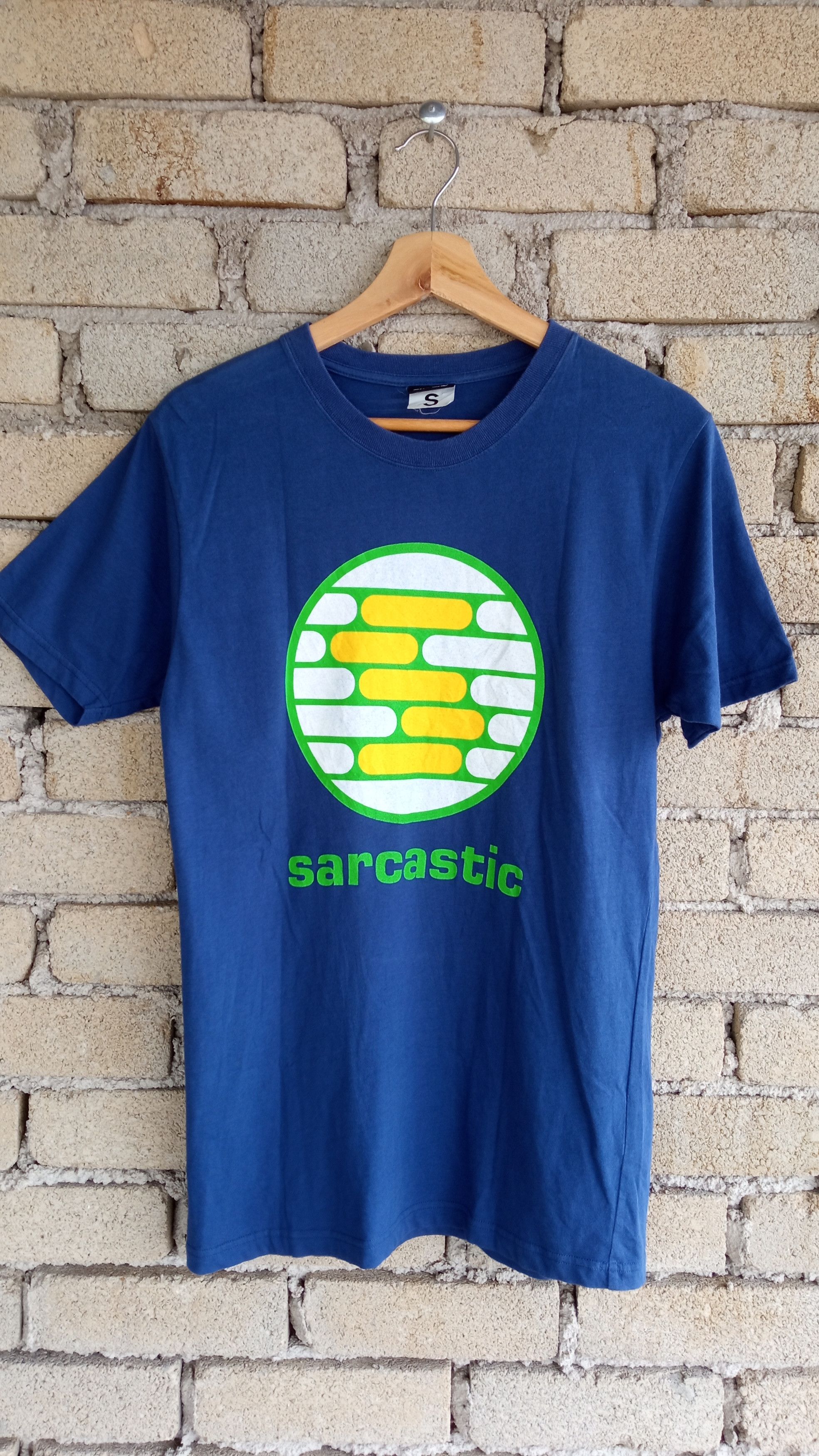 Japanese Brand × Vintage 🔥🔥Sarcastic Spell Out Logo T-Shirt Size US S / EU 44-46 / 1 - 4 Thumbnail