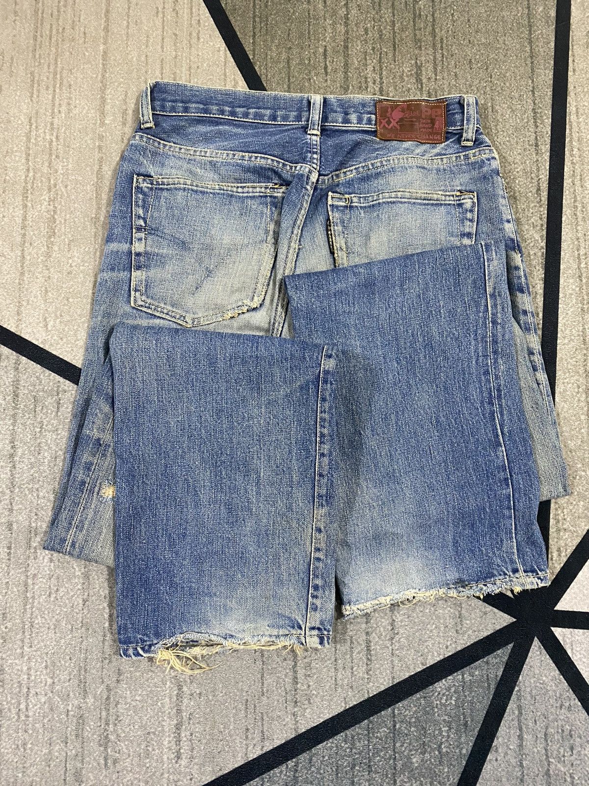 HOLLYWOOD RANCH MARKET × Japanese Brand Vintage H.R Market Distressed Denim Japanese Brand 32x 33 Size US 32 / EU 48 - 8 Thumbnail