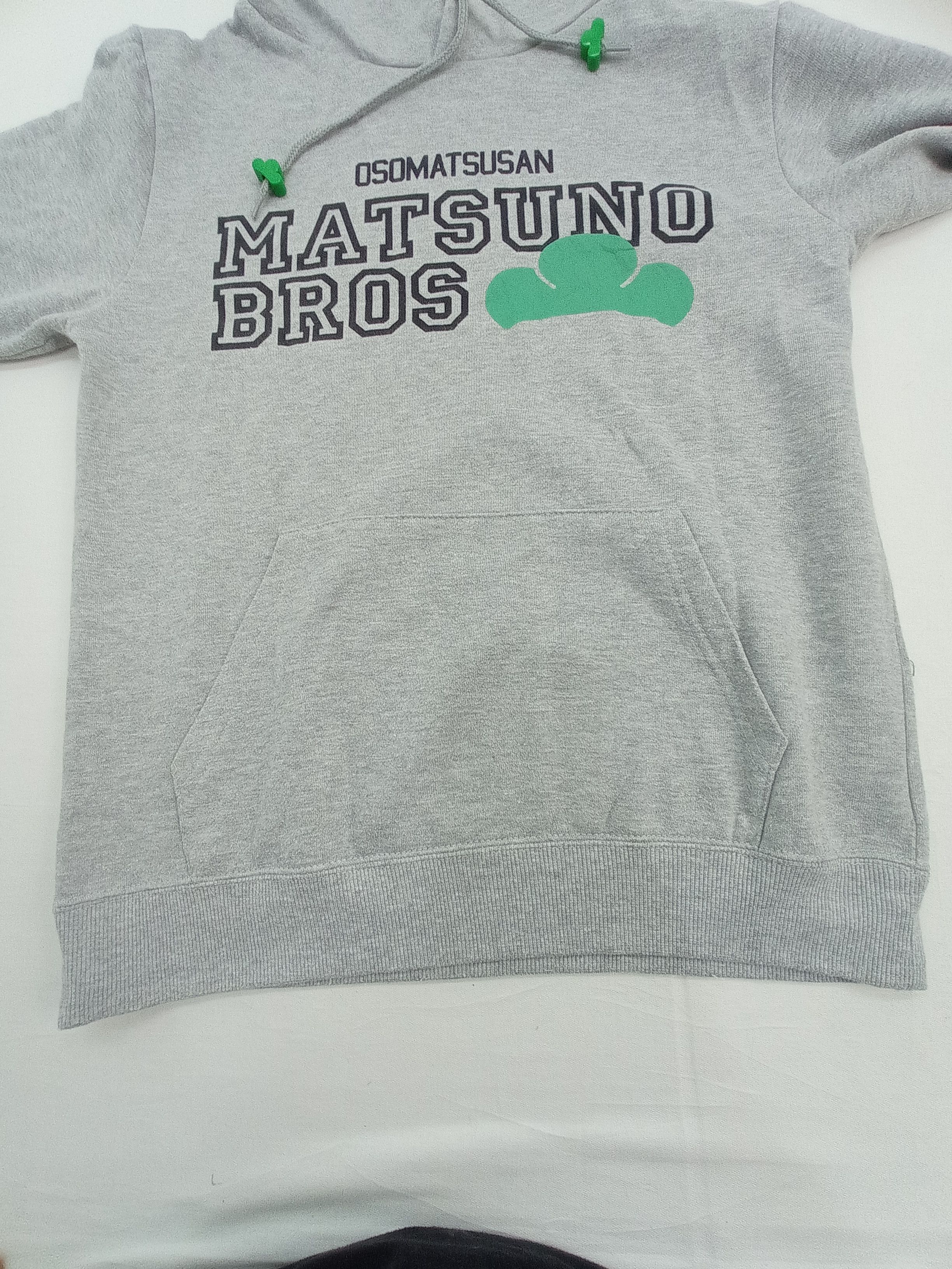 Japanese Brand Osomatsusan Matsuno Bros Comic Hoodie Size US M / EU 48-50 / 2 - 6 Thumbnail