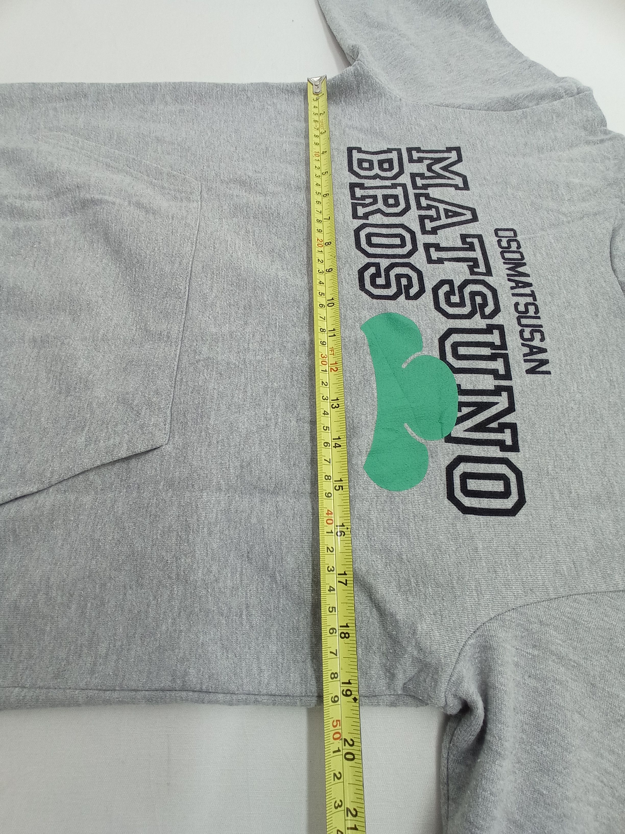 Japanese Brand Osomatsusan Matsuno Bros Comic Hoodie Size US M / EU 48-50 / 2 - 11 Thumbnail