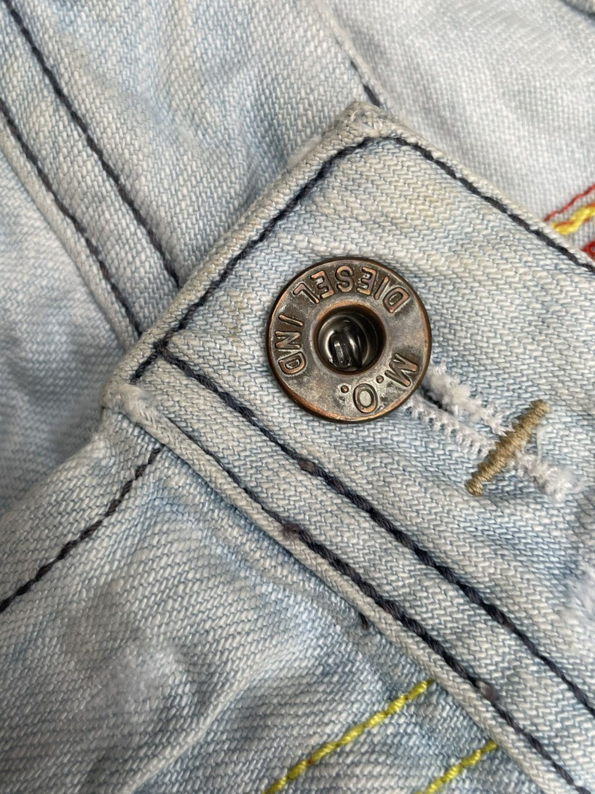 Designer STEALS Vintage Diesel Light Wash Denim Size US 33 - 21 Thumbnail